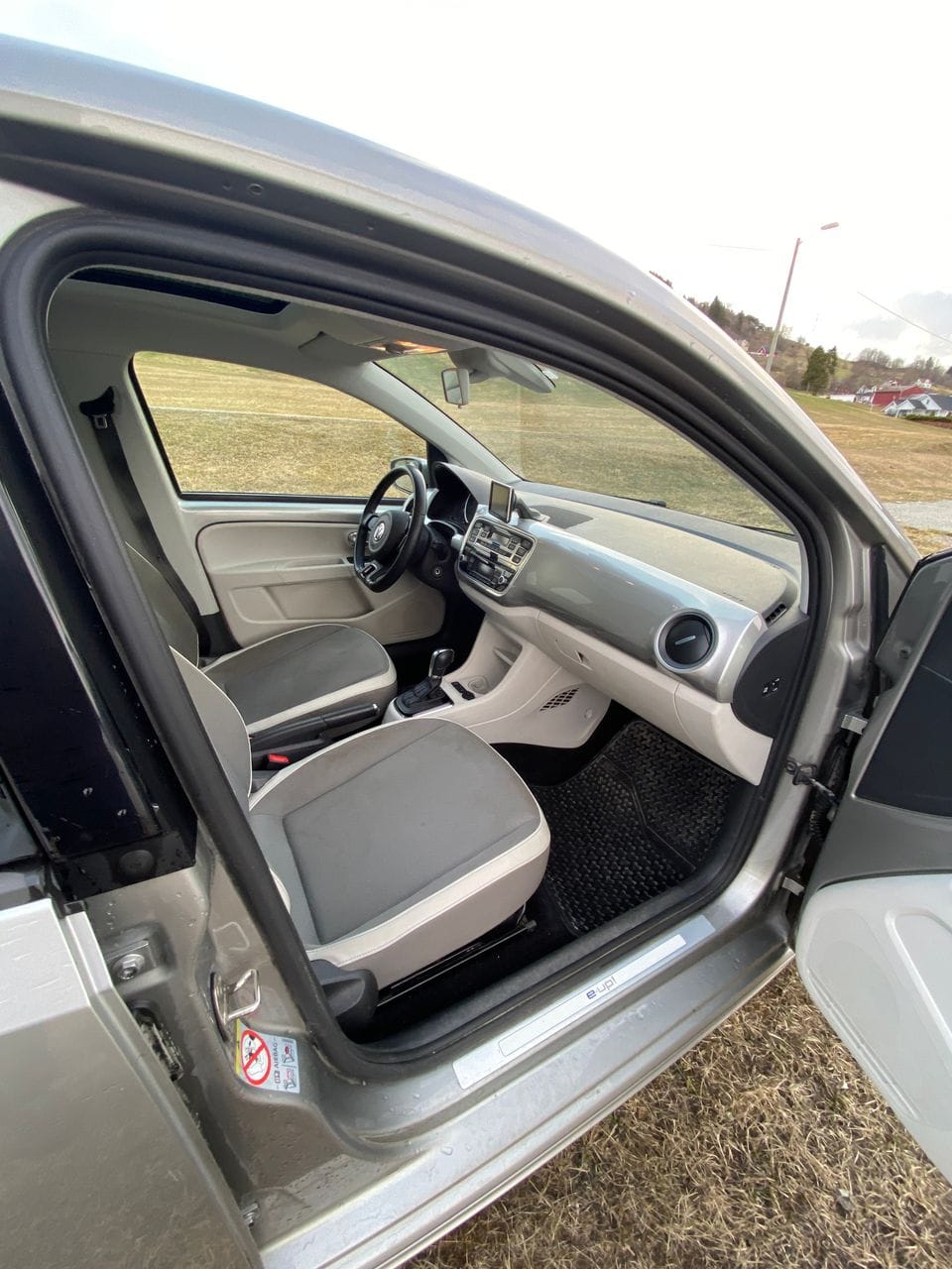 Volkswagen e-Up ! med Cruisekontroll