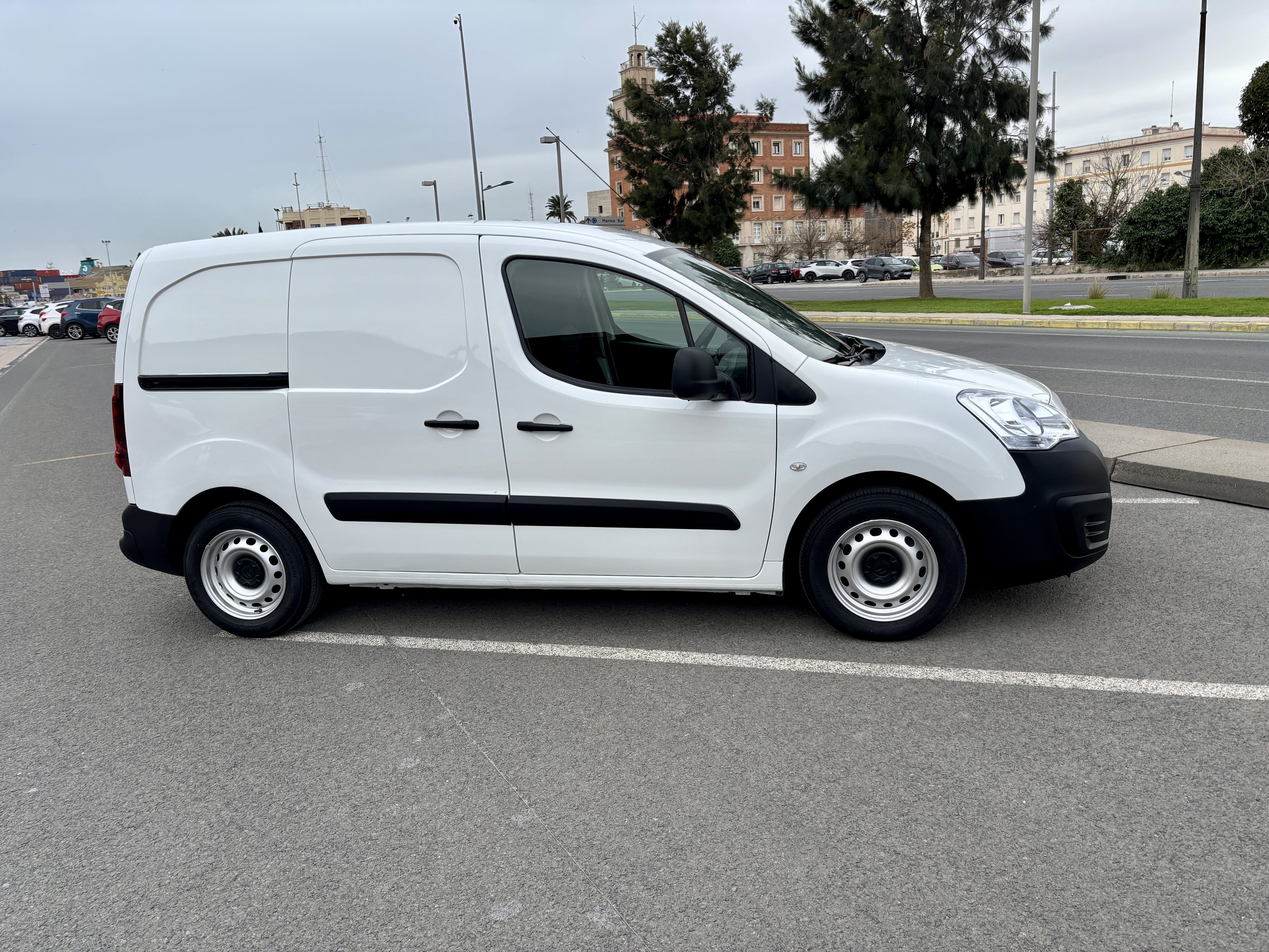 Citroen Berlingo con Aire acondicionado