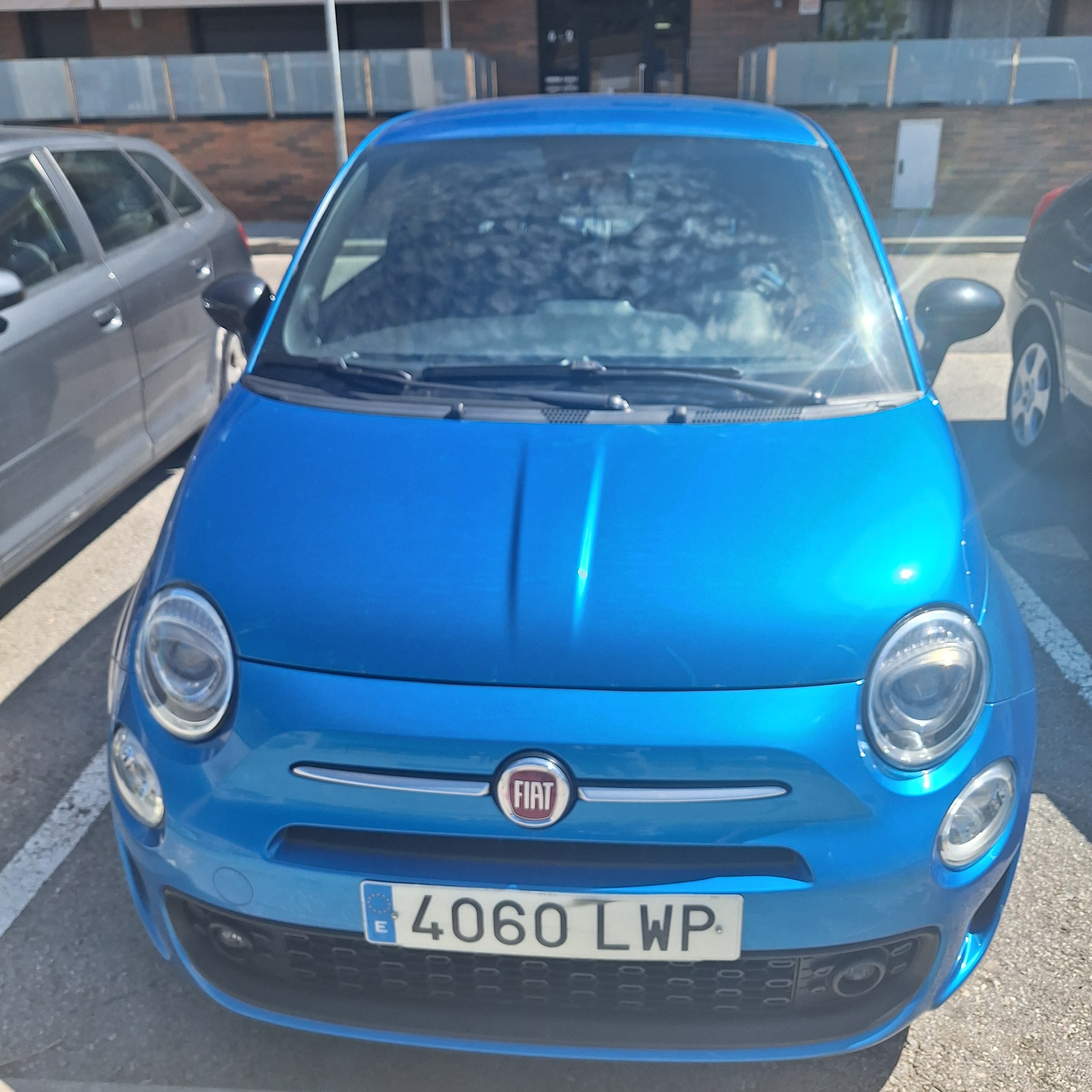 Fiat 500, 2022, Gasolina 95 / Eléctrico (híbrido)