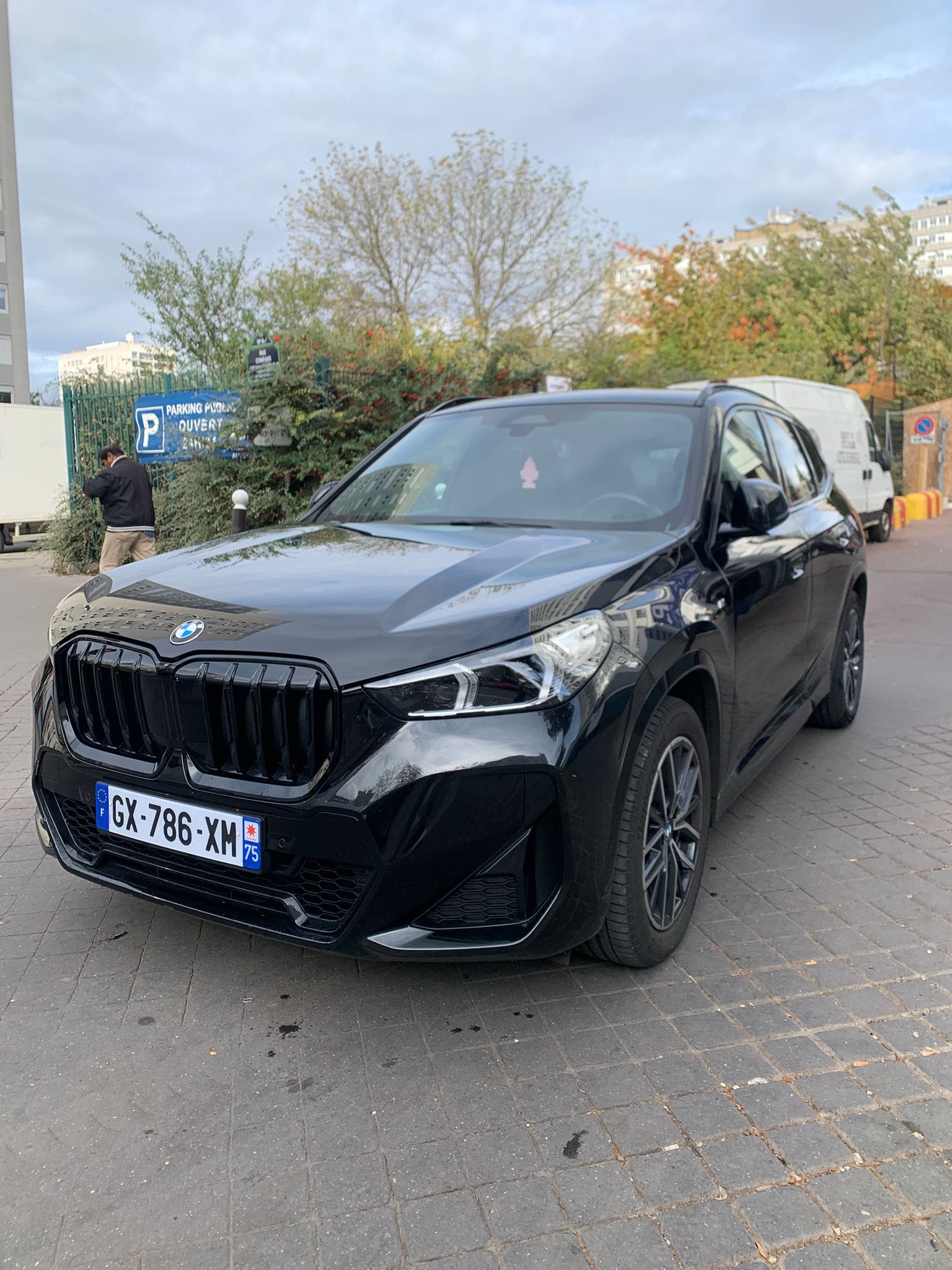 BMW X1 sDrive18i avec Climatisation