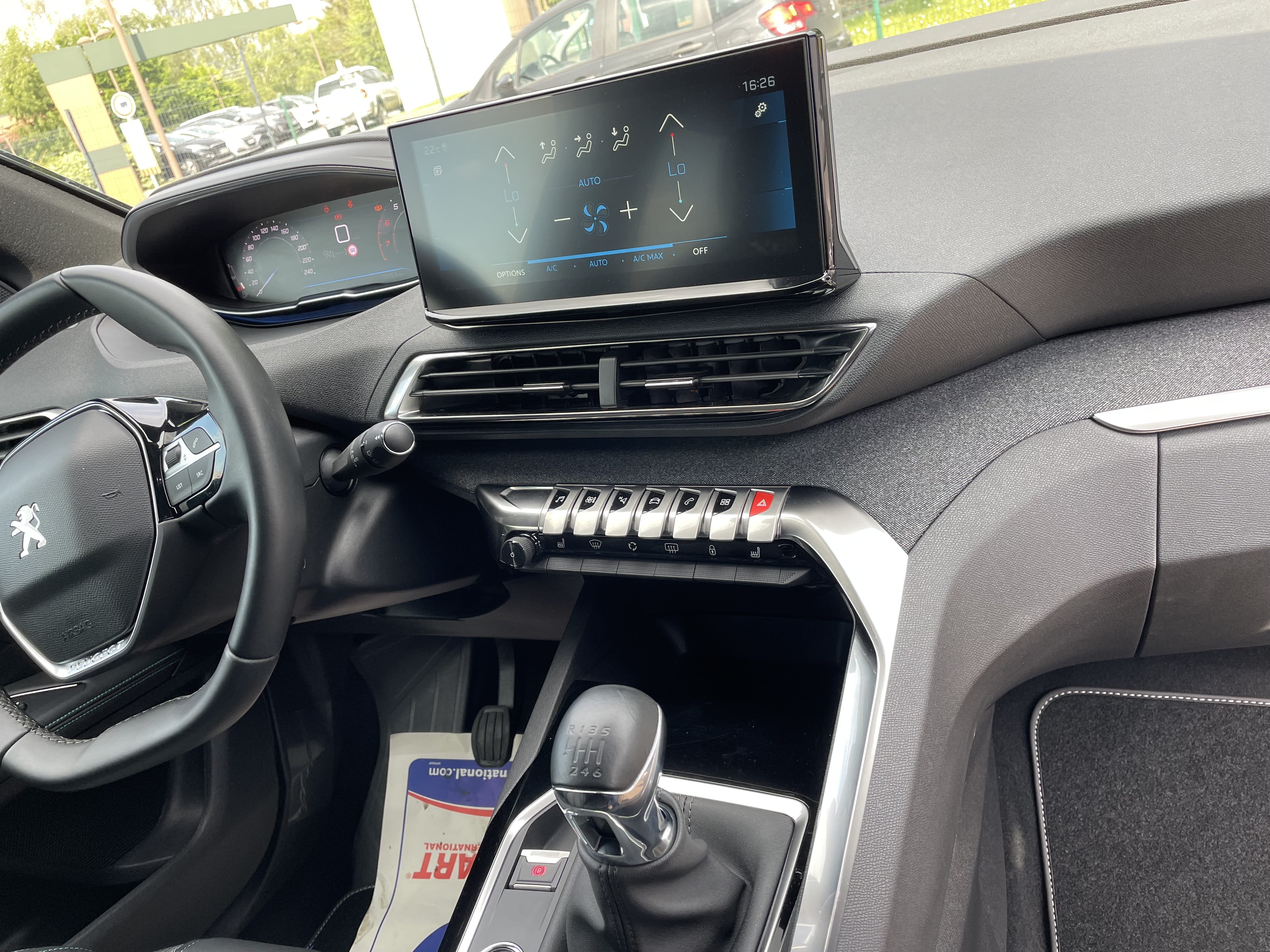 Peugeot 5008 Manuelle - Essence avec Régulateur de vitesse