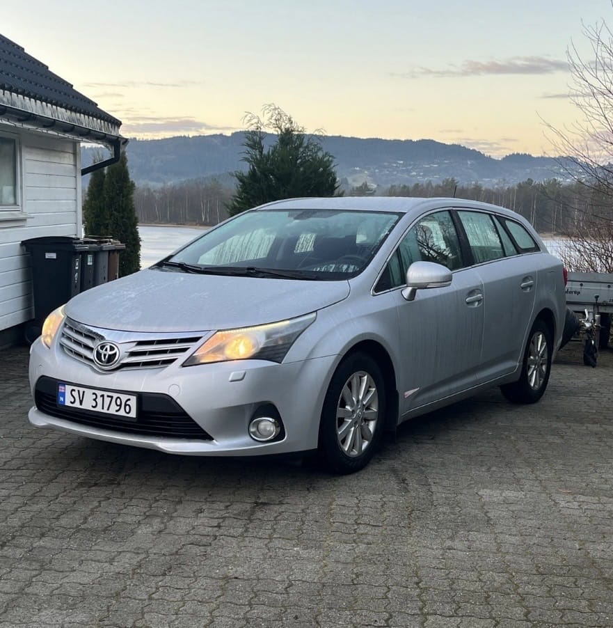 Toyota Avensis, 2012, Diesel