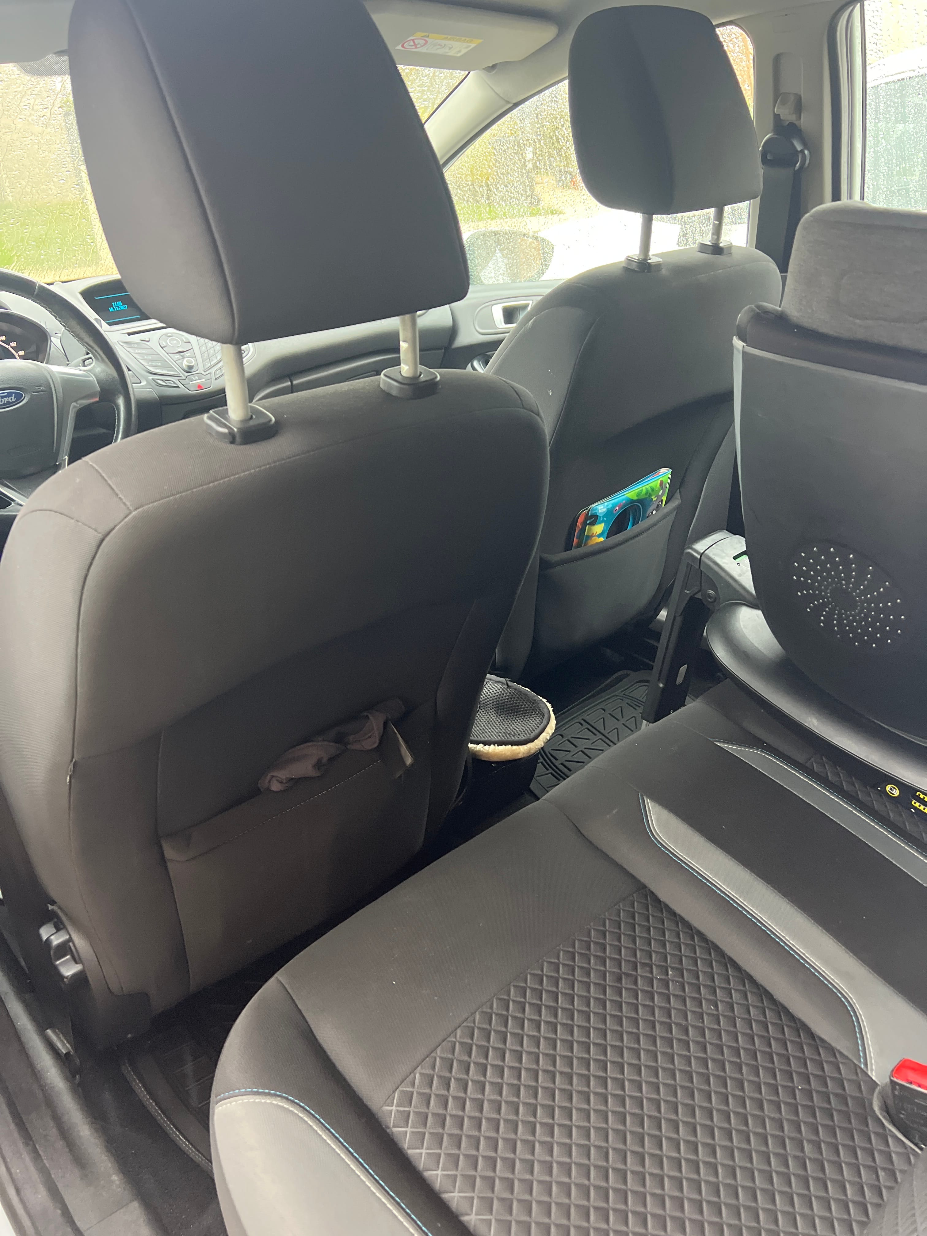 Ford Fiesta avec Entrée audio / iPod