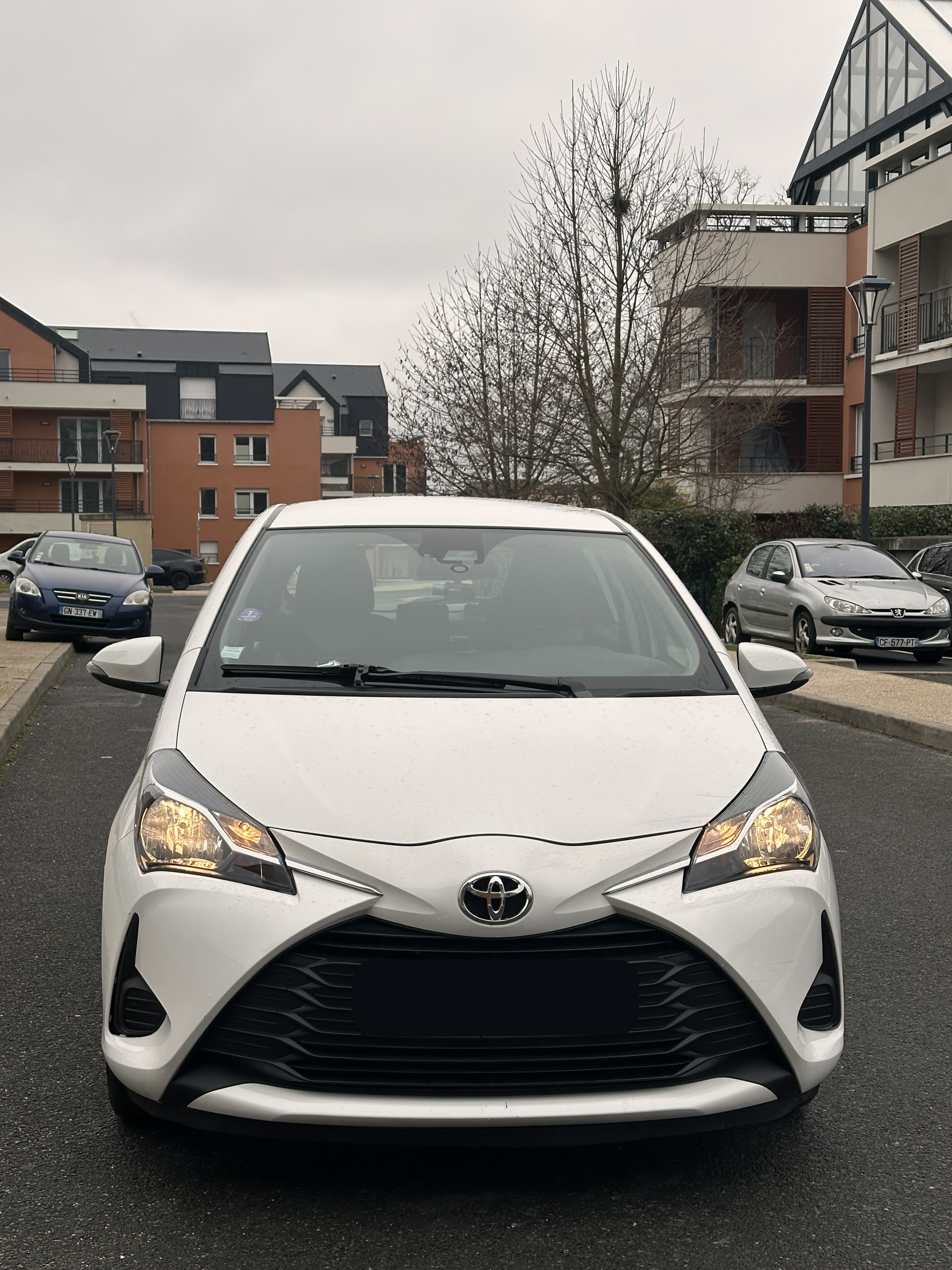 Toyota Yaris 5-Door L