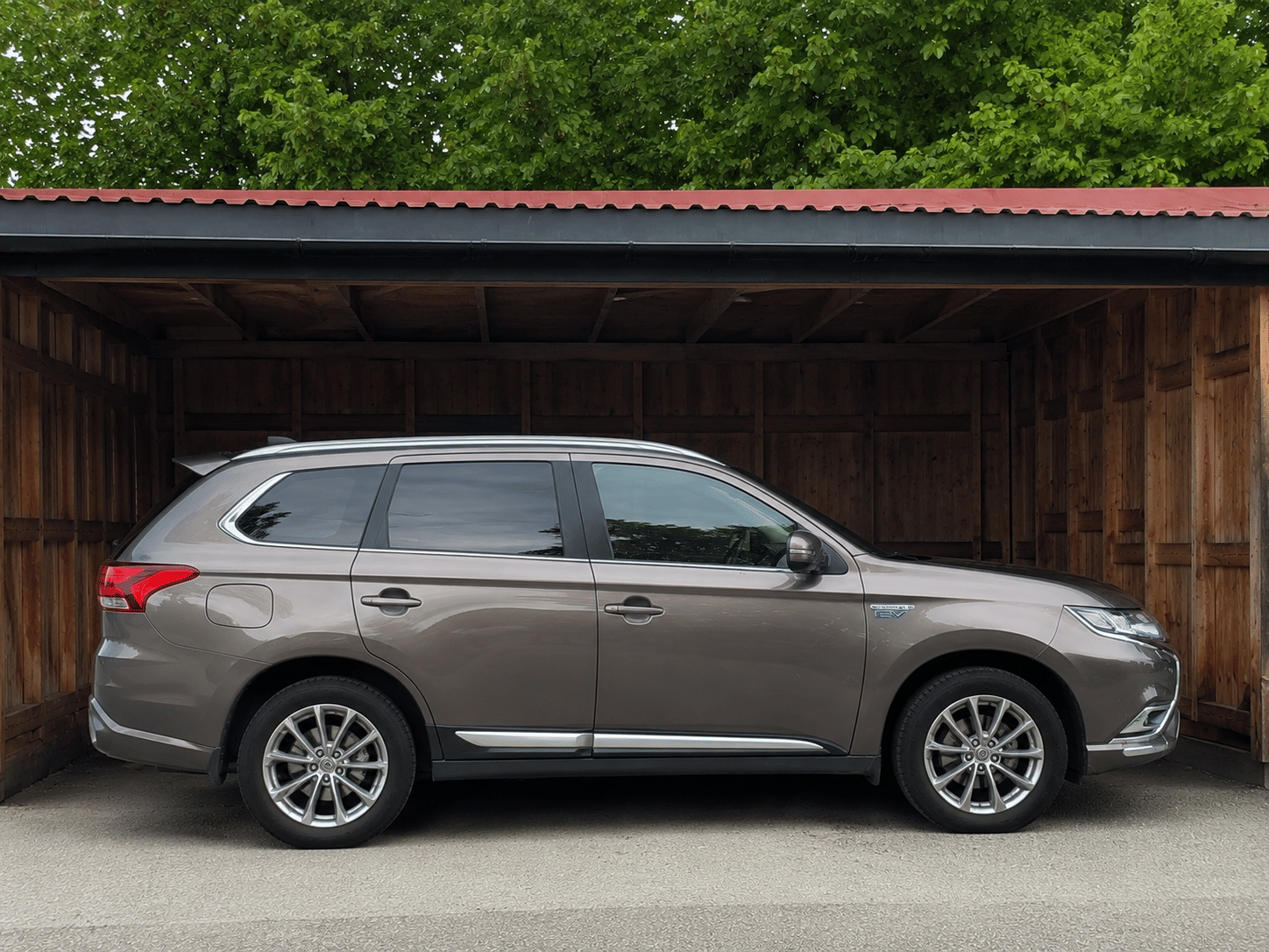 Mitsubishi Outlander PHEV MOTION med Aircondition