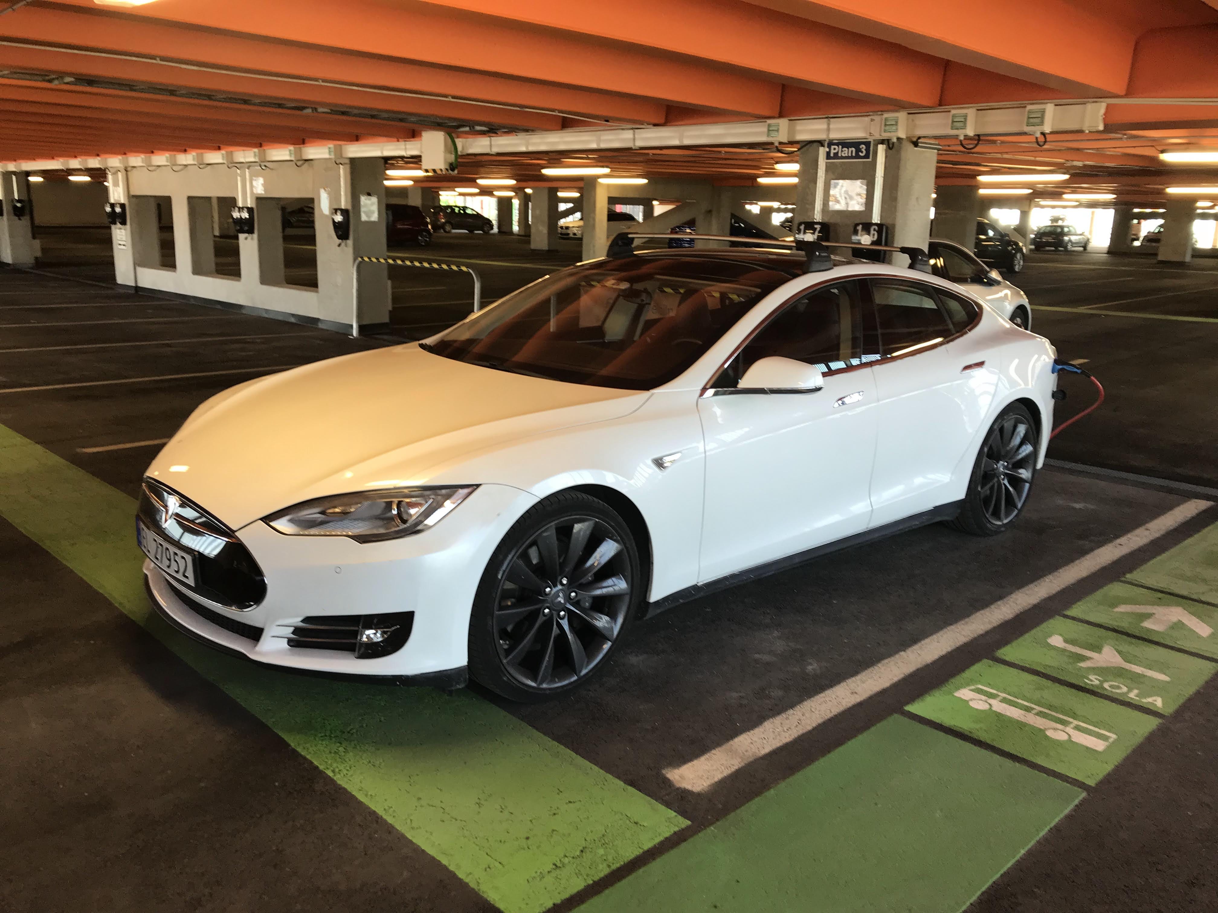 Tesla Model S 85, 2013, Elektrisk, automatisk