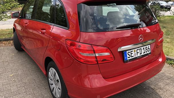 Mercedes B-Klasse FD 186 mit Winterreifen