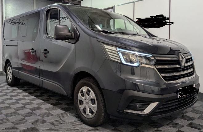 Renault Trafic Passenger, 2024, Diesel, 9 places et plus