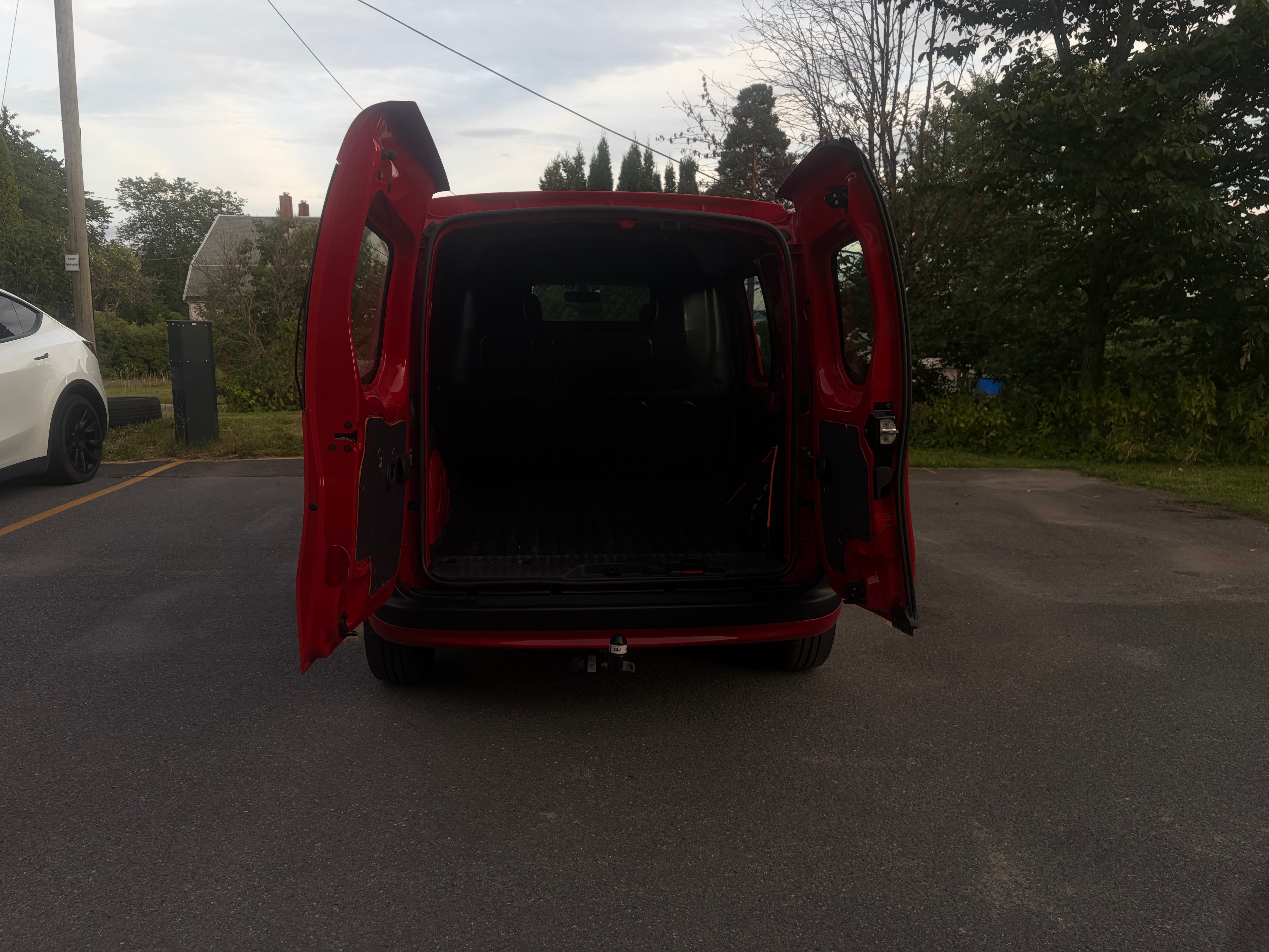 Mercedes-Benz Citan Varebil med USB ladeuttak