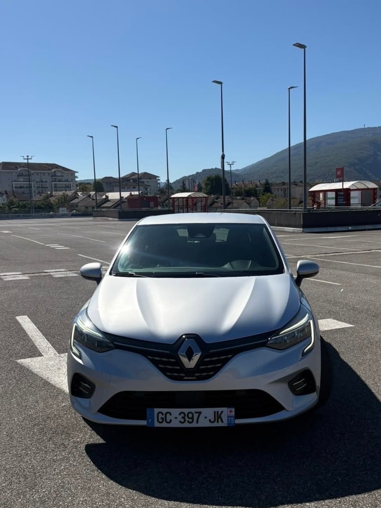 Renault Clio avec Apple CarPlay