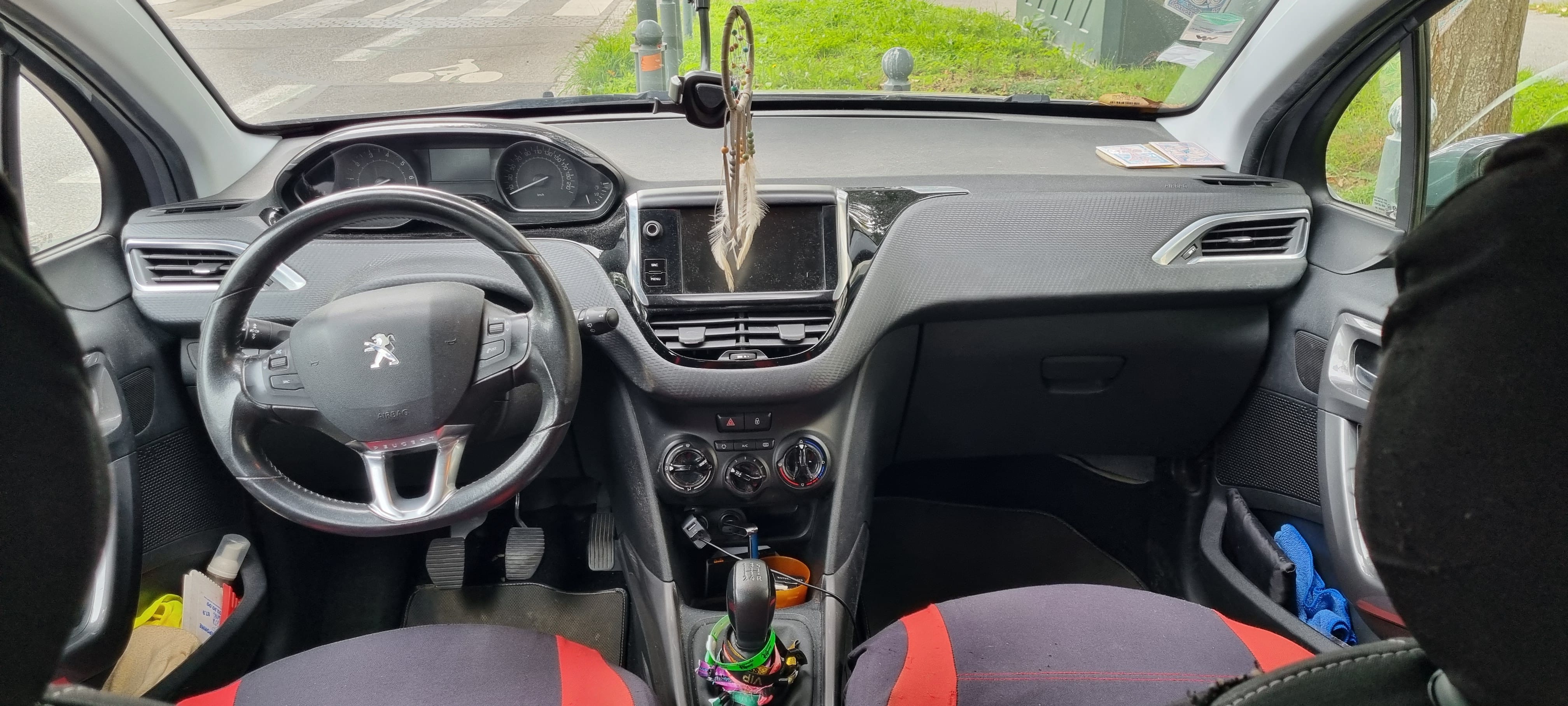 Peugeot 2008 with Bluetooth audio