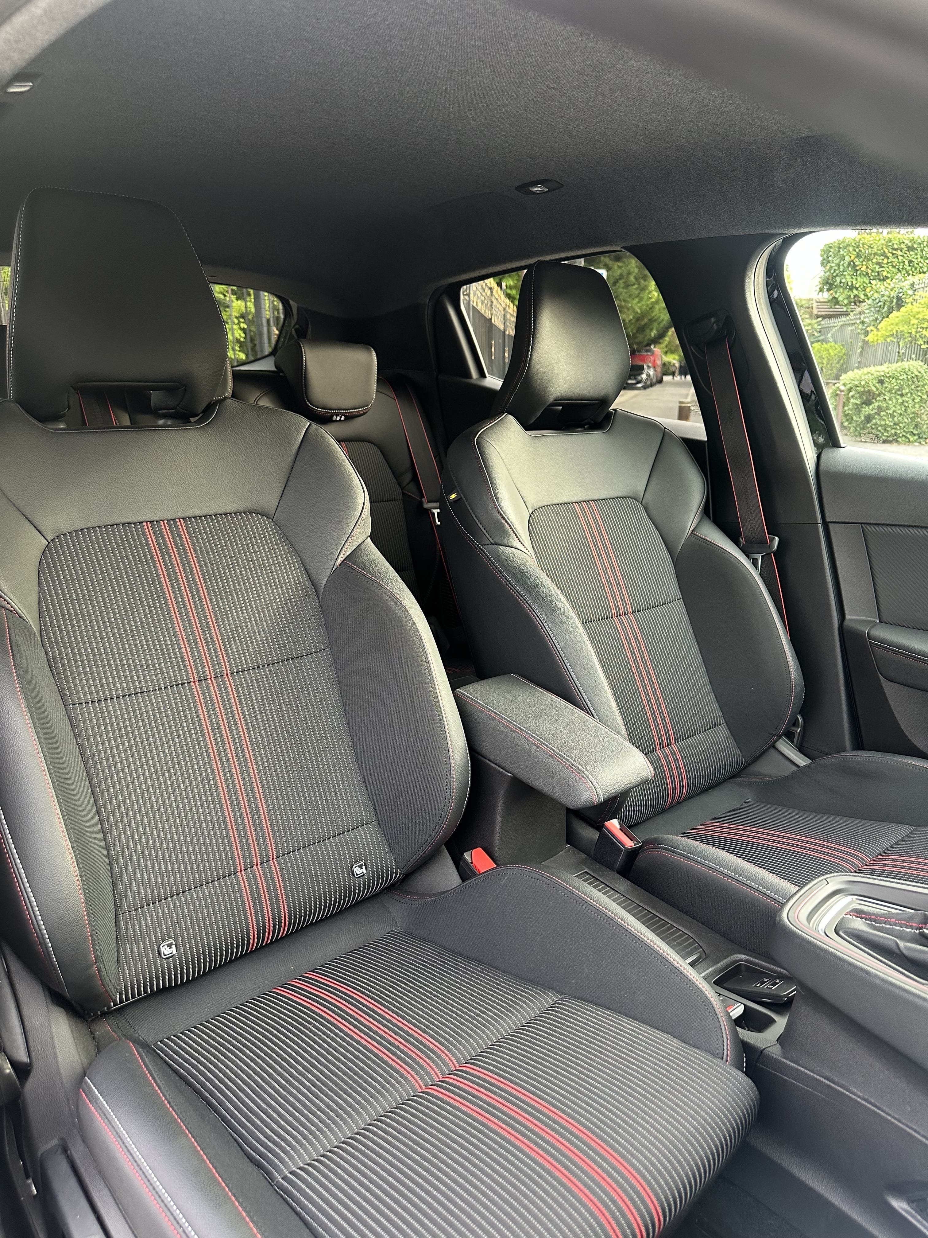 Renault Clio E-tech avec Audio Bluetooth
