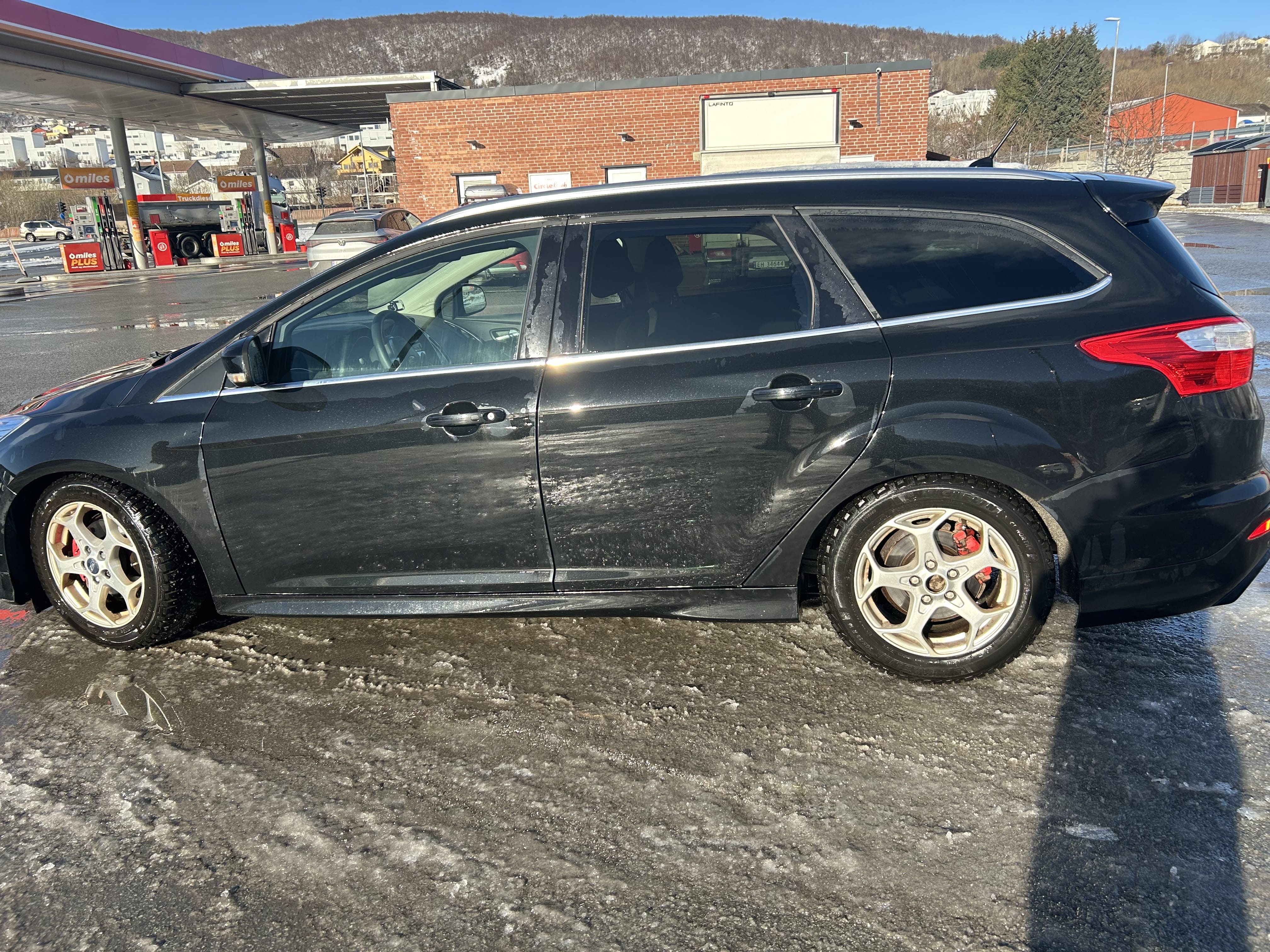 Ford Focus, 2013, Blyfri 95