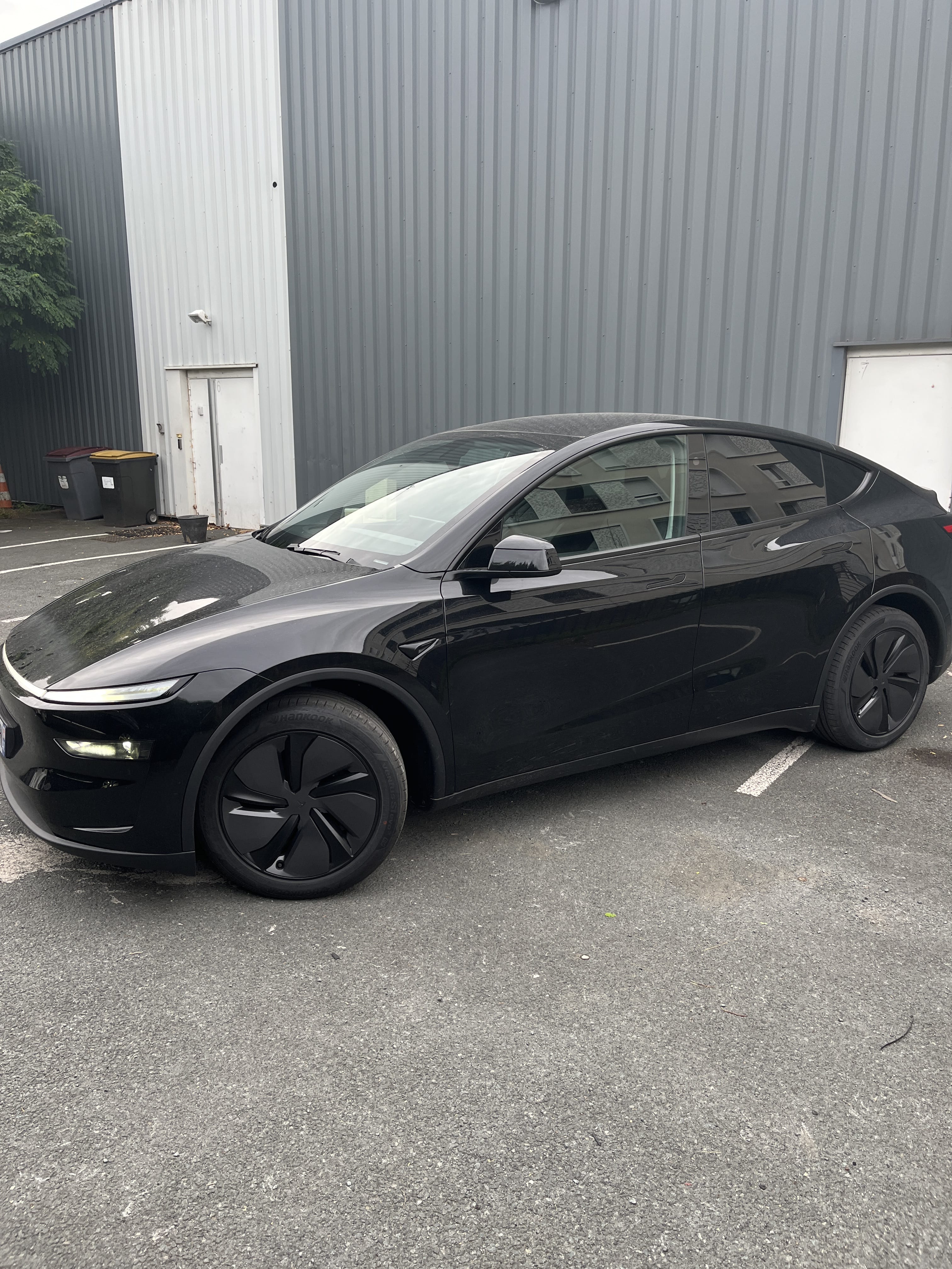 Tesla Model Y Long Range avec Climatisation