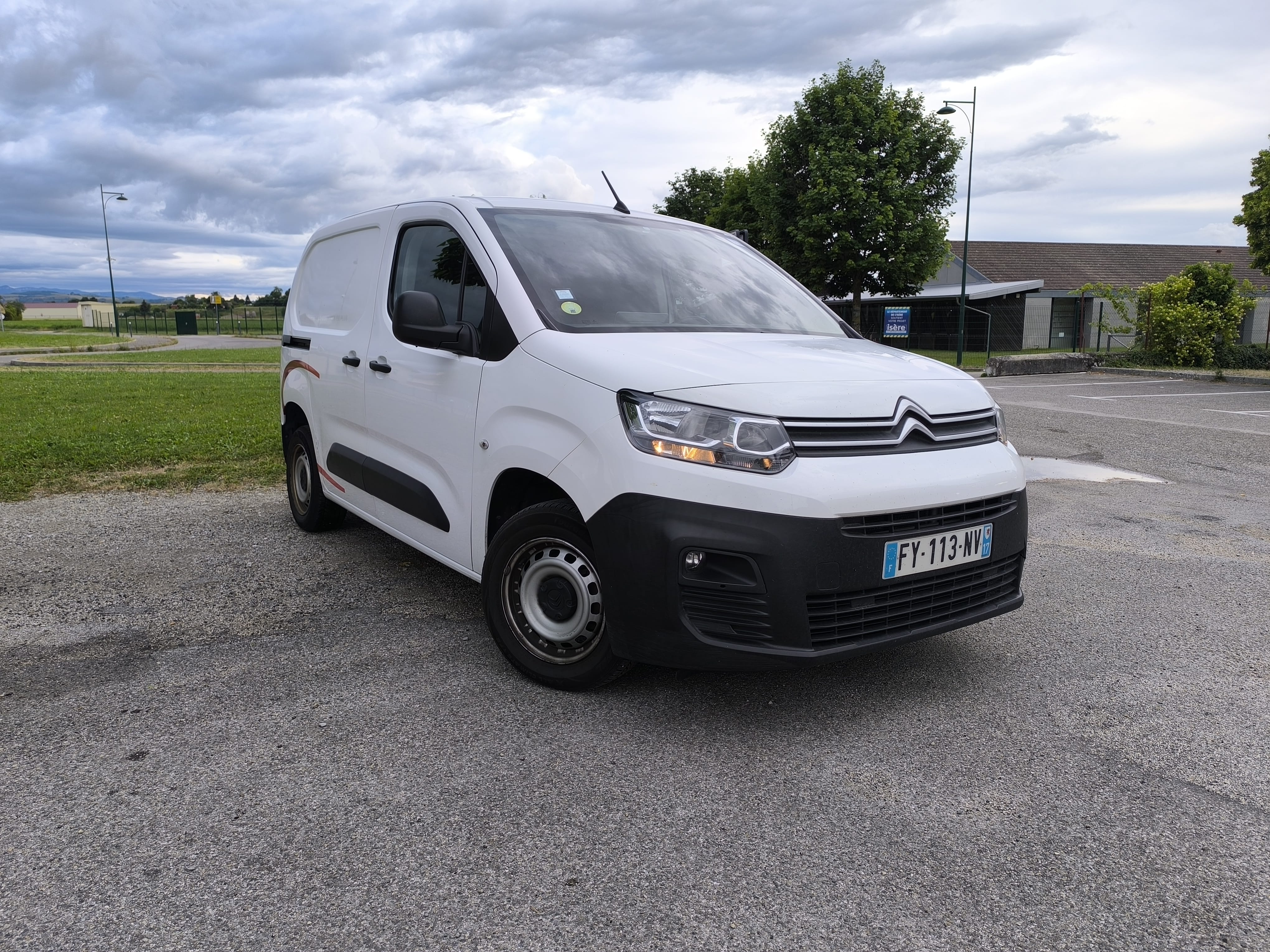 Citroen Berlingo  utilitaire Déménagement & Ikea – transport- bricolage avec Climatisation