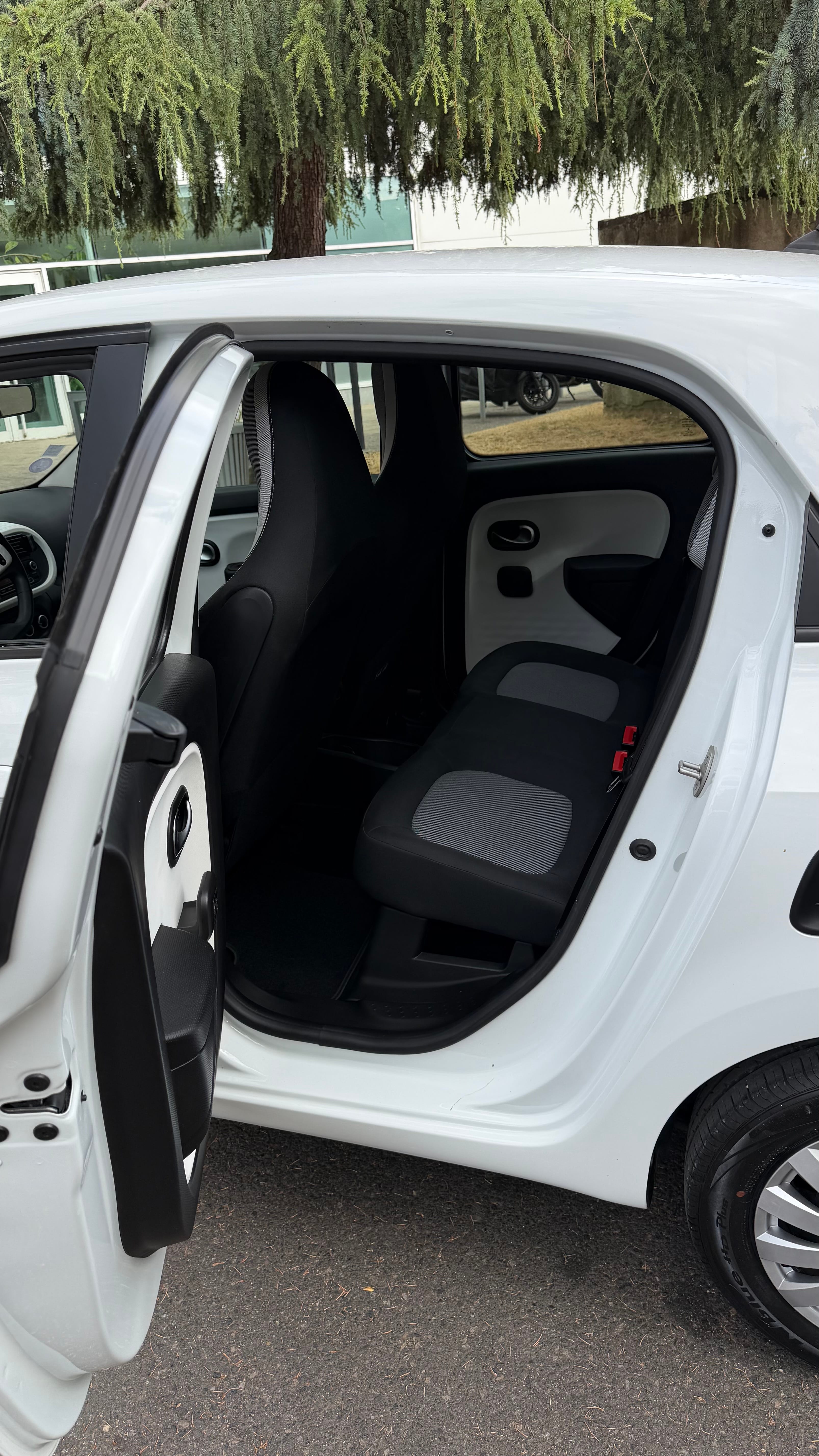 Renault Twingo III avec Port USB