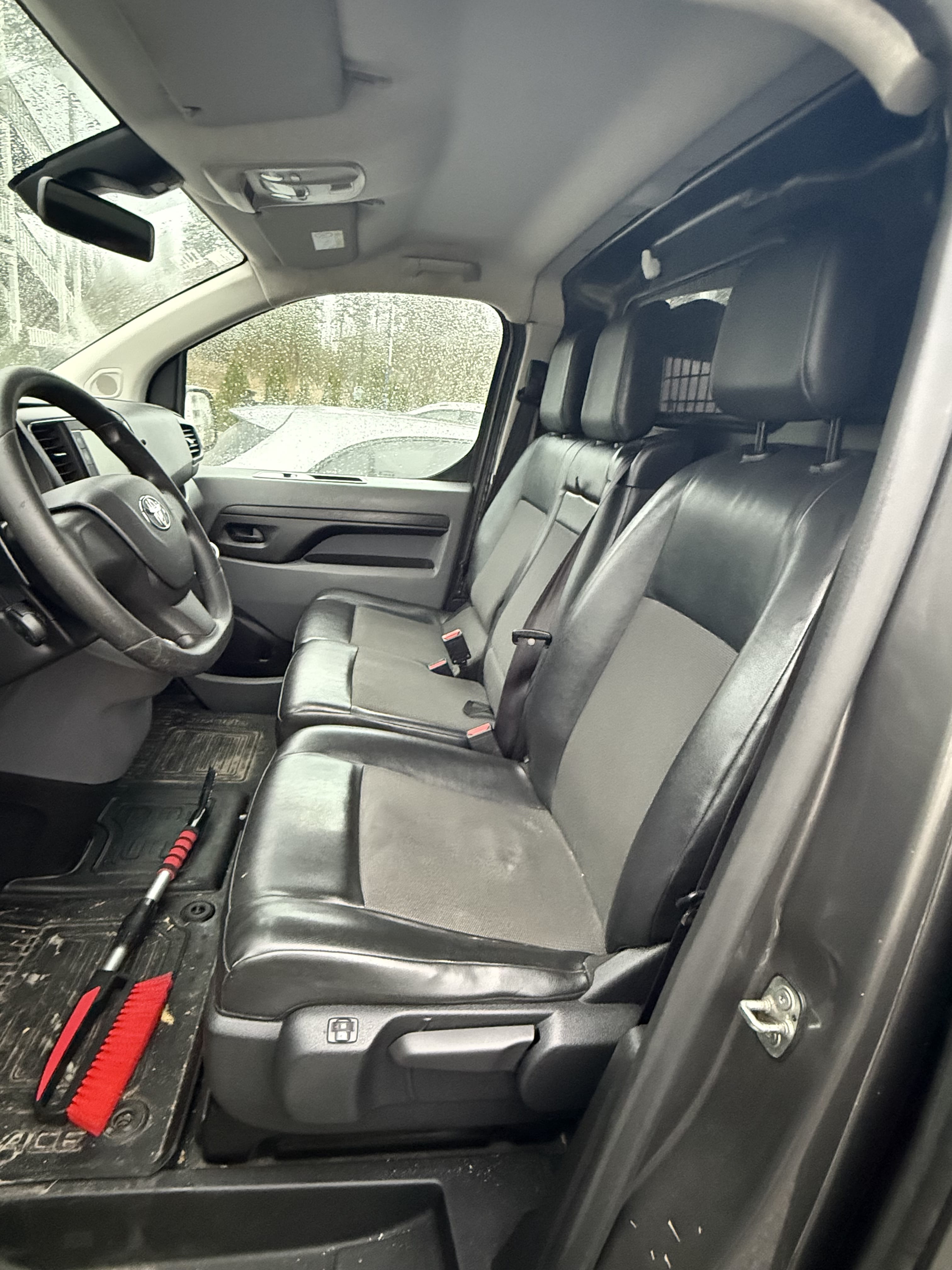 Toyota Proace Varebil med Lydinngang