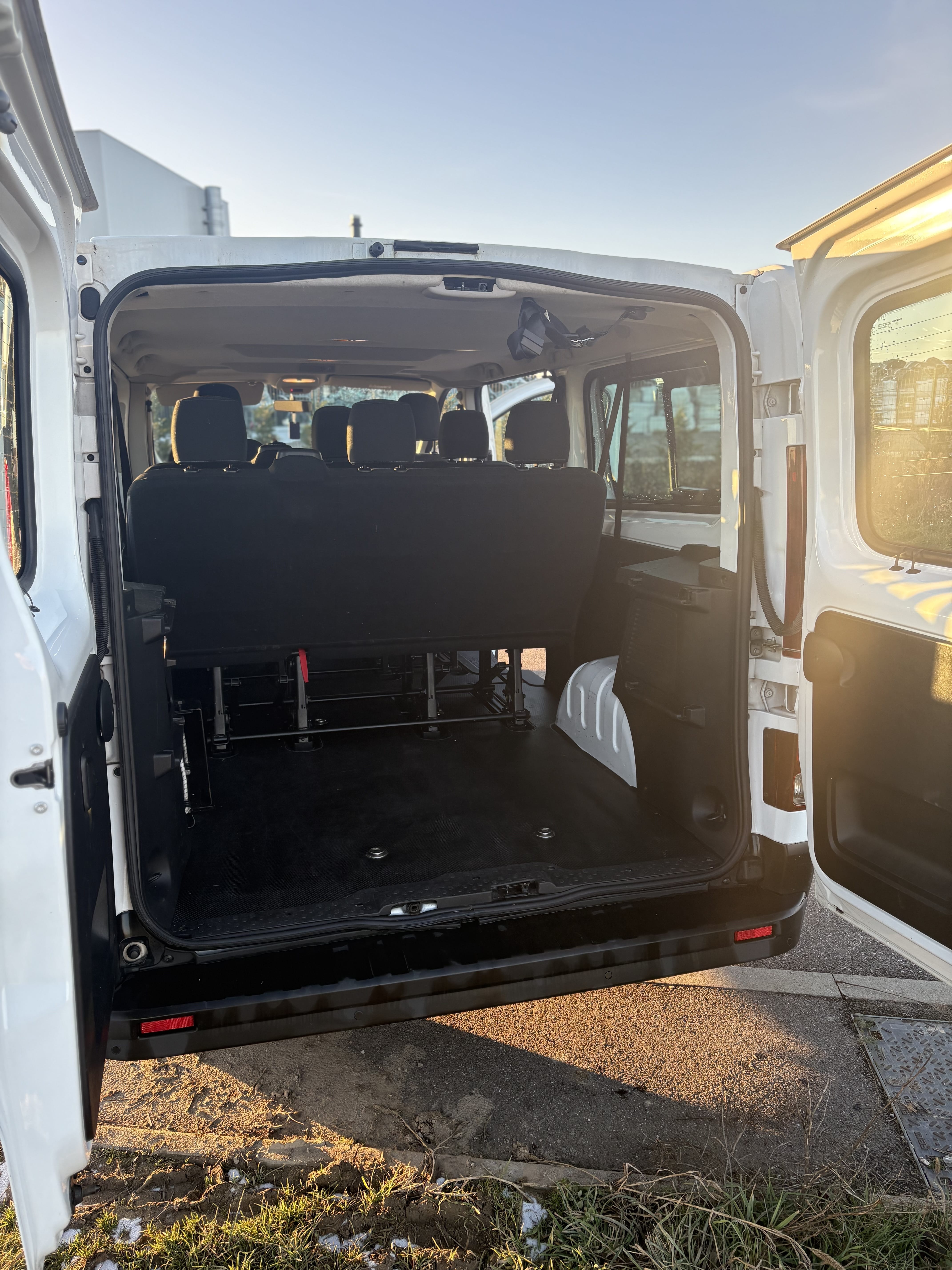 Renault Trafic Passenger 2.0 dci avec Régulateur de vitesse