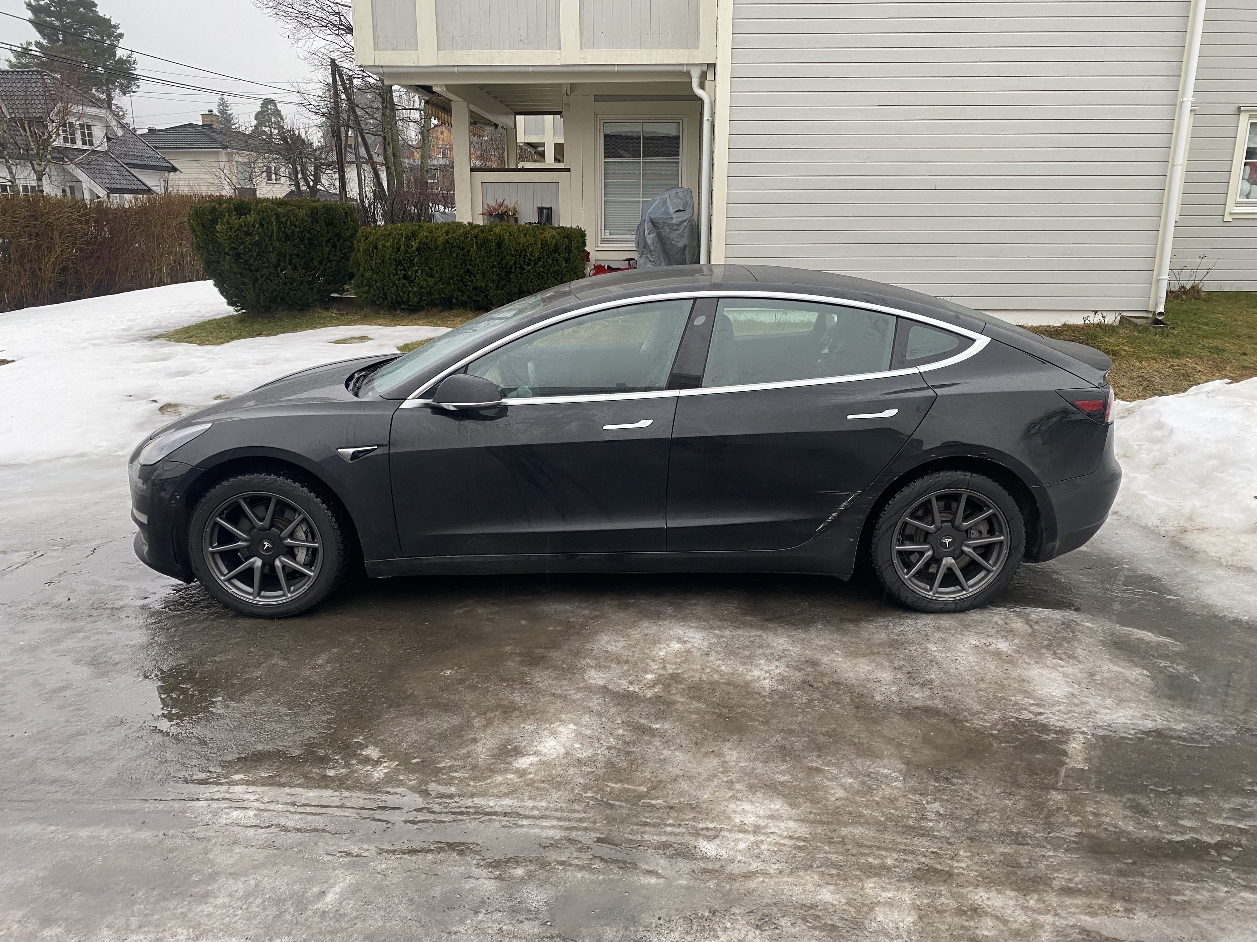 Tesla Model 3 Standard Range med Aircondition
