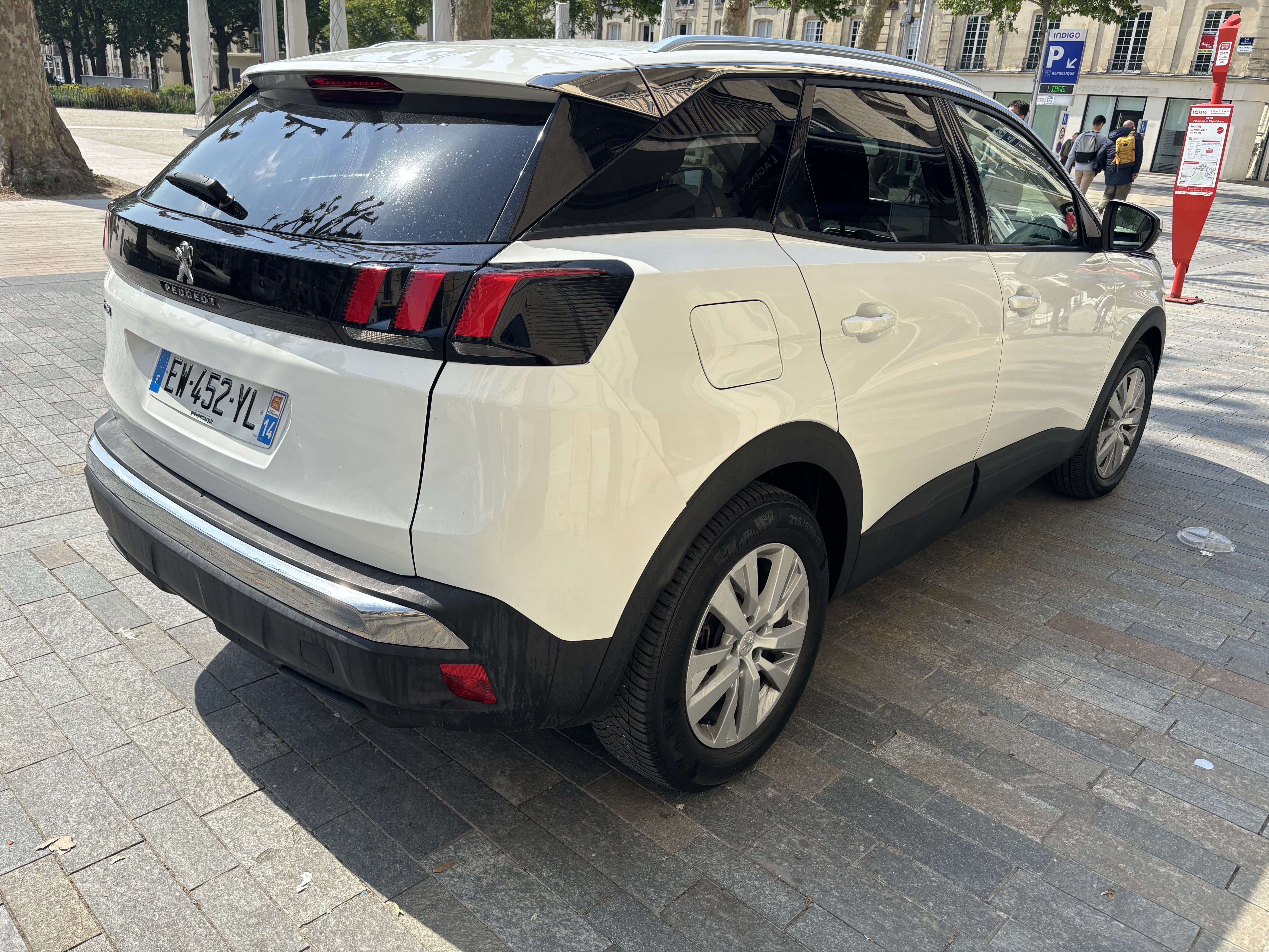 Peugeot 3008 avec GPS