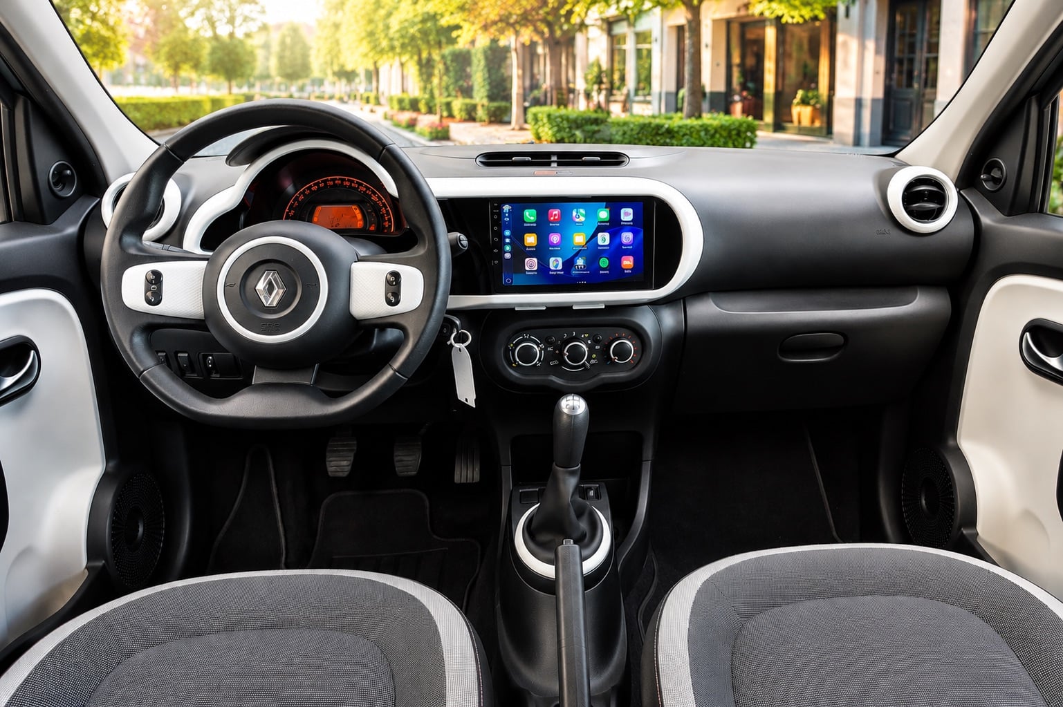 Renault Twingo III CarPlay / androïde auto with Bluetooth audio