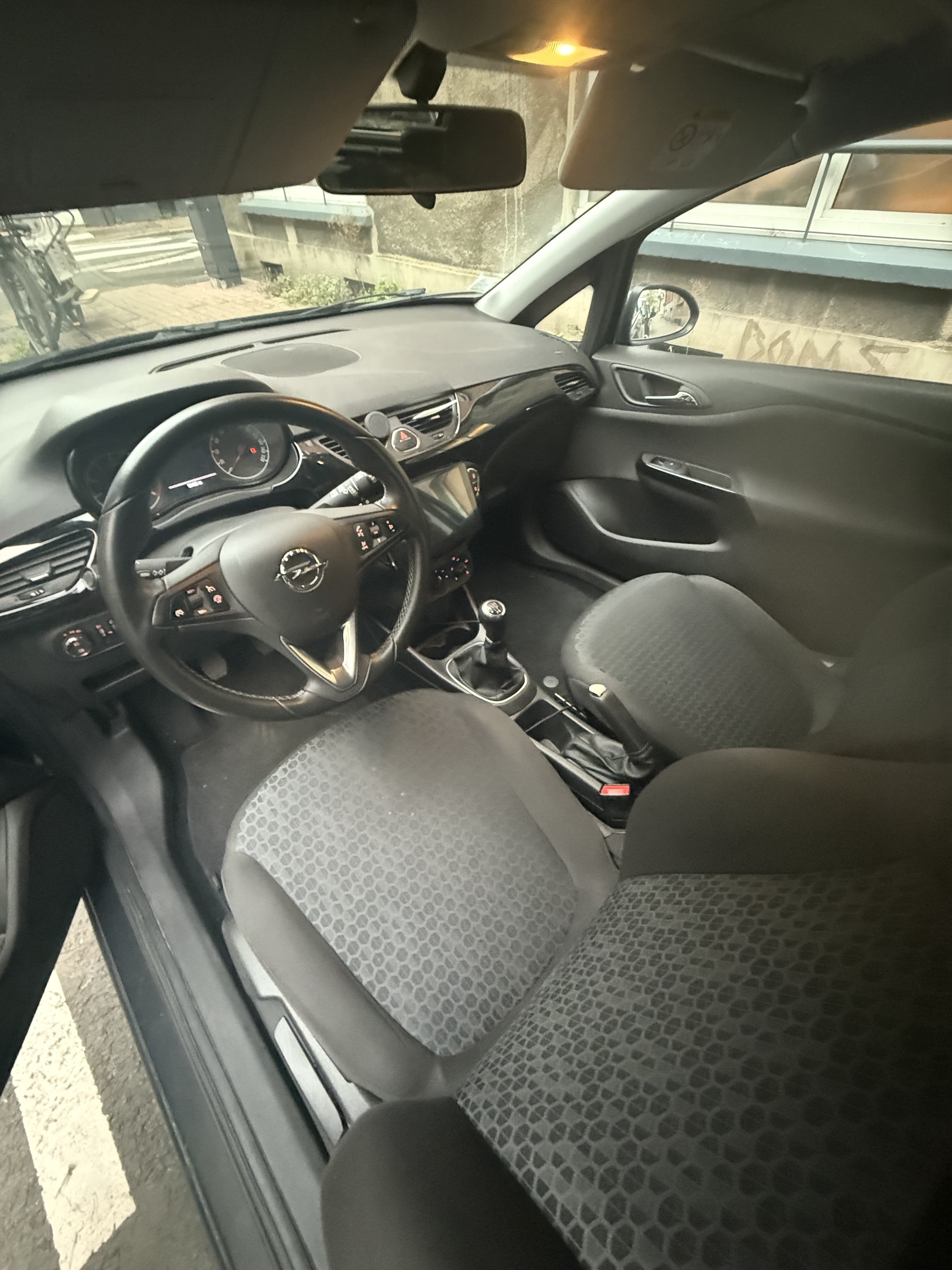 Opel Corsa avec GPS