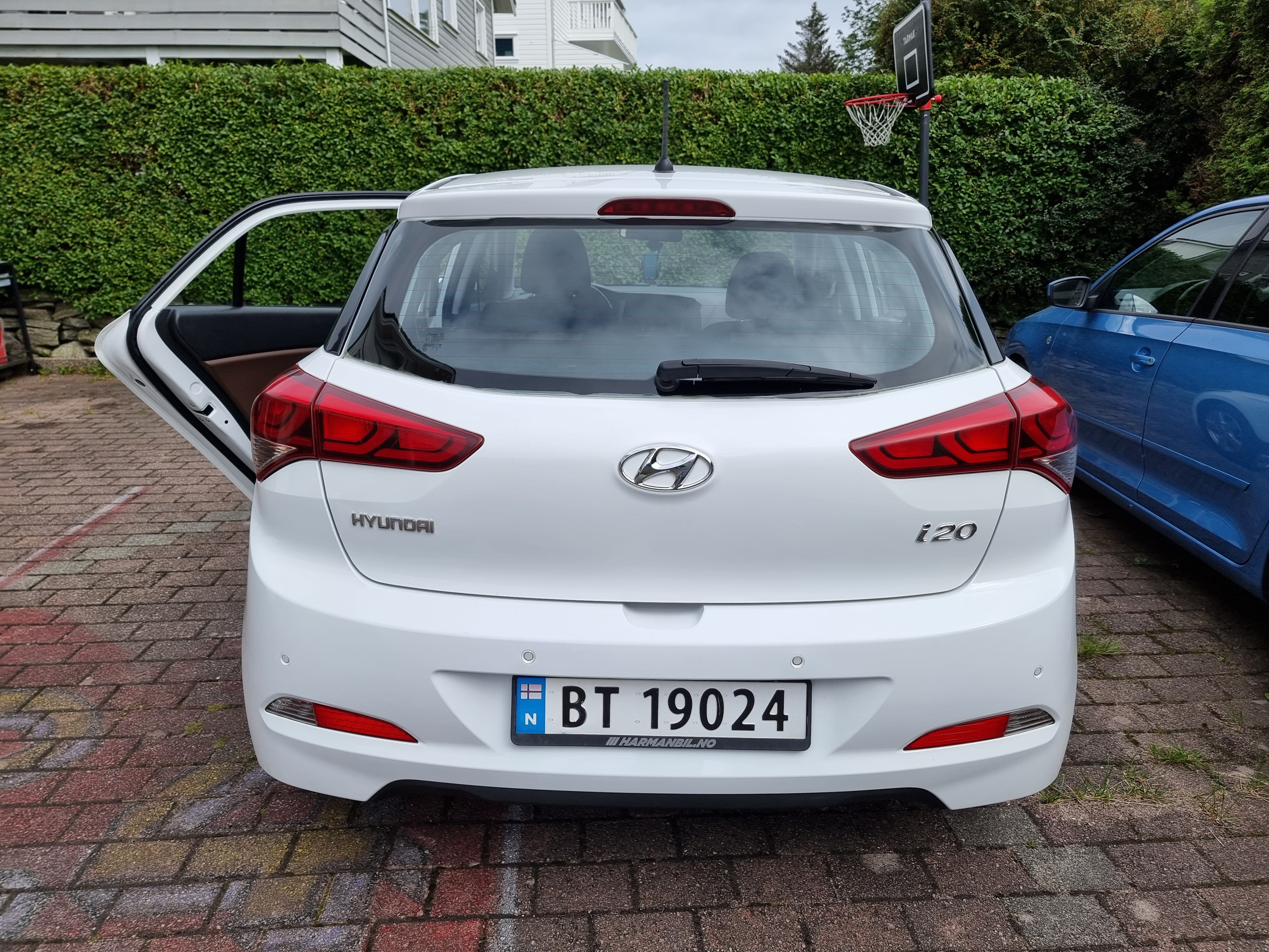 Hyundai i20 1.2 bensin med Vinterdekk