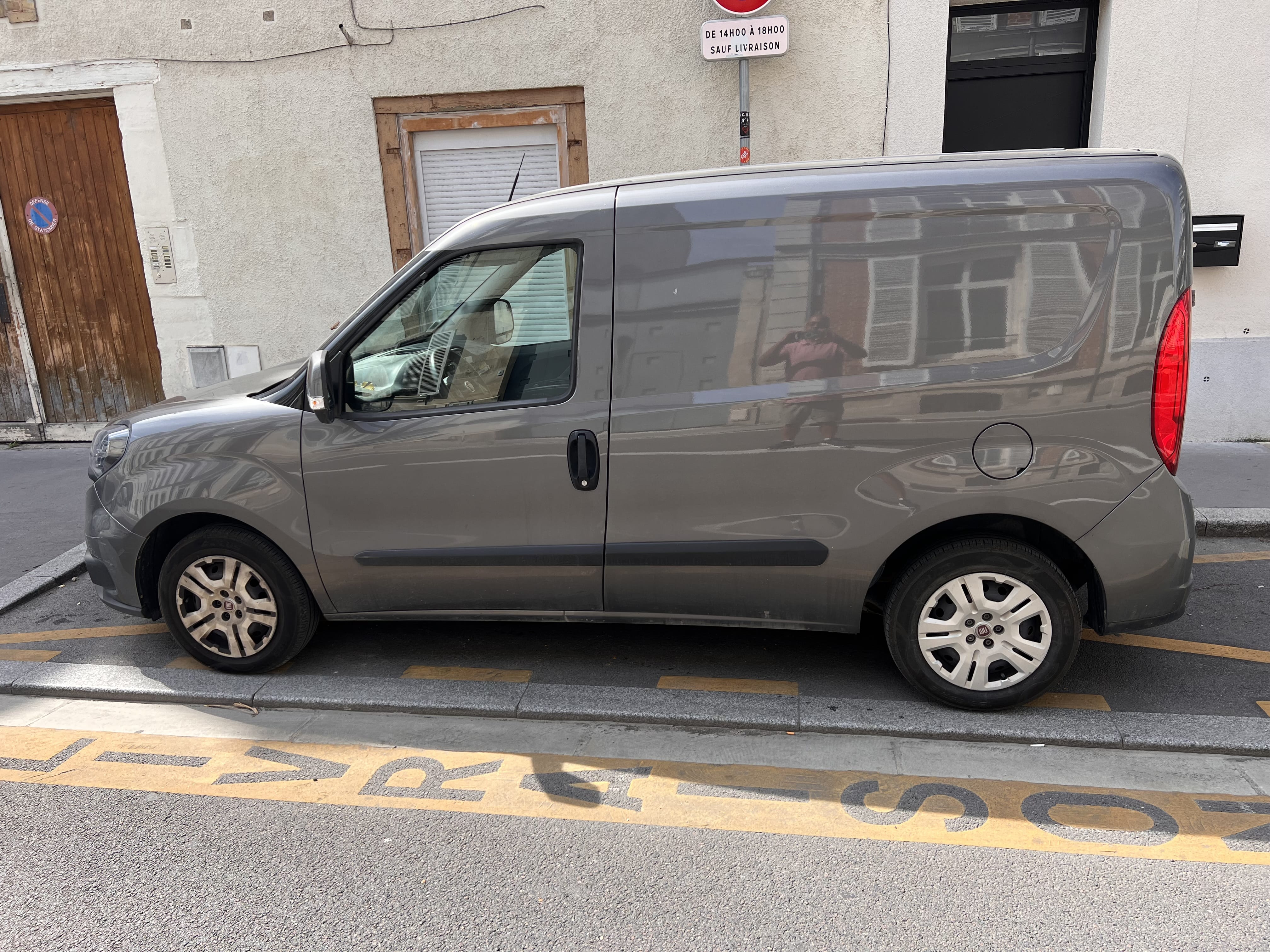 Fiat Doblo Cargo avec Climatisation