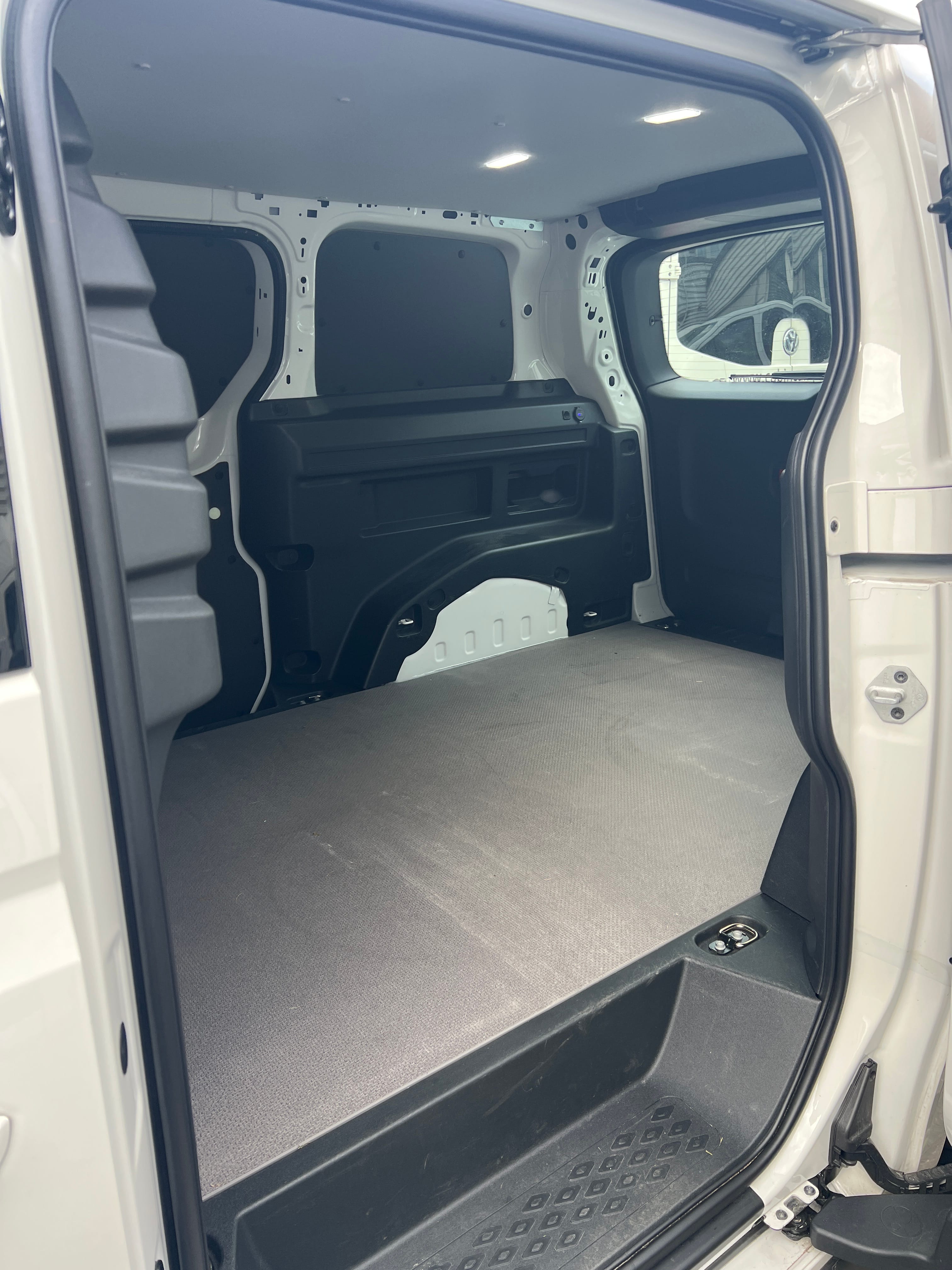 Volkswagen ID. Buzz Cargo med Bluetooth audio
