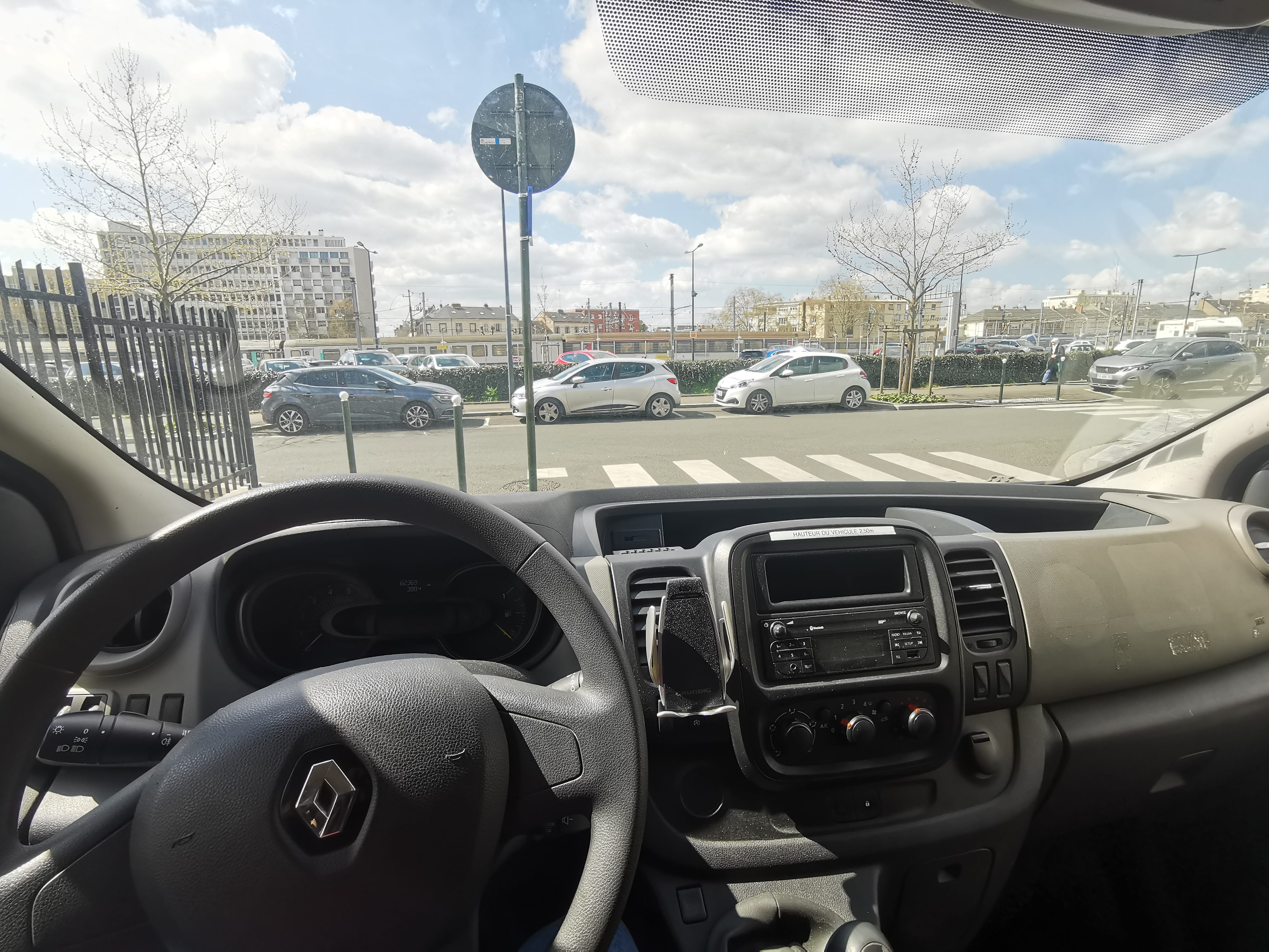 Renault Trafic 3 L1H2 2015 avec Audio Bluetooth