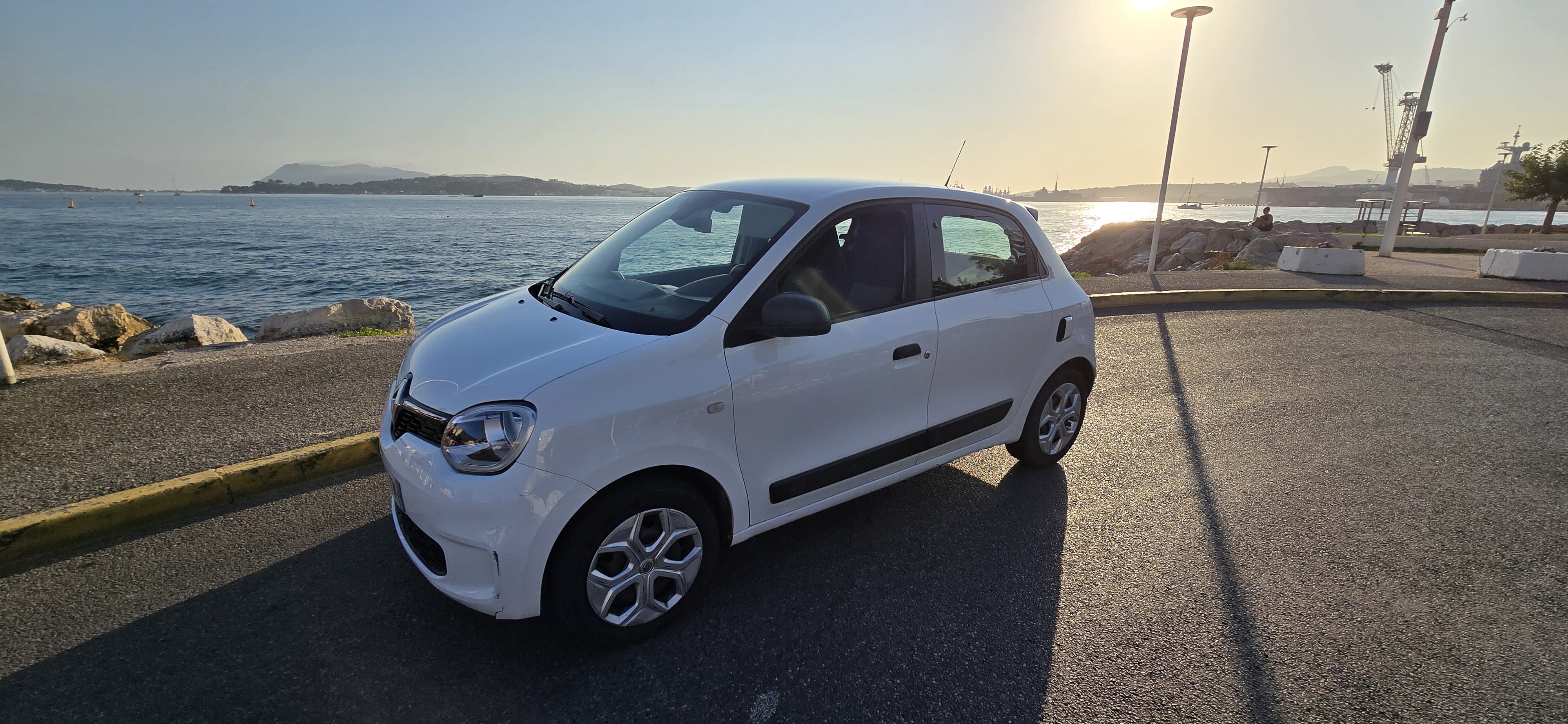 Renault Twingo III Ethanol E85, 2020, Essence 95