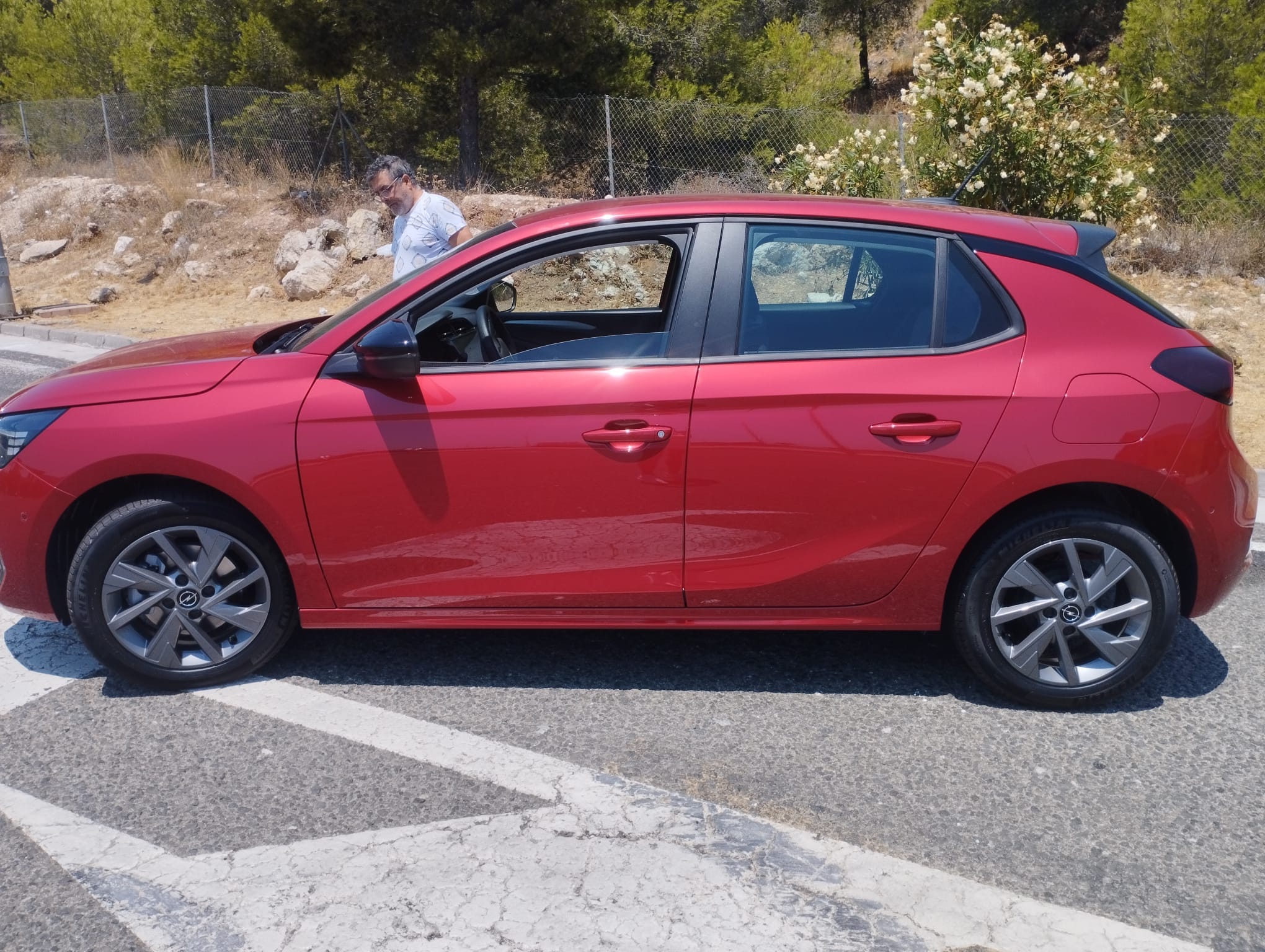 Opel Corsa 1.2 con Aire acondicionado