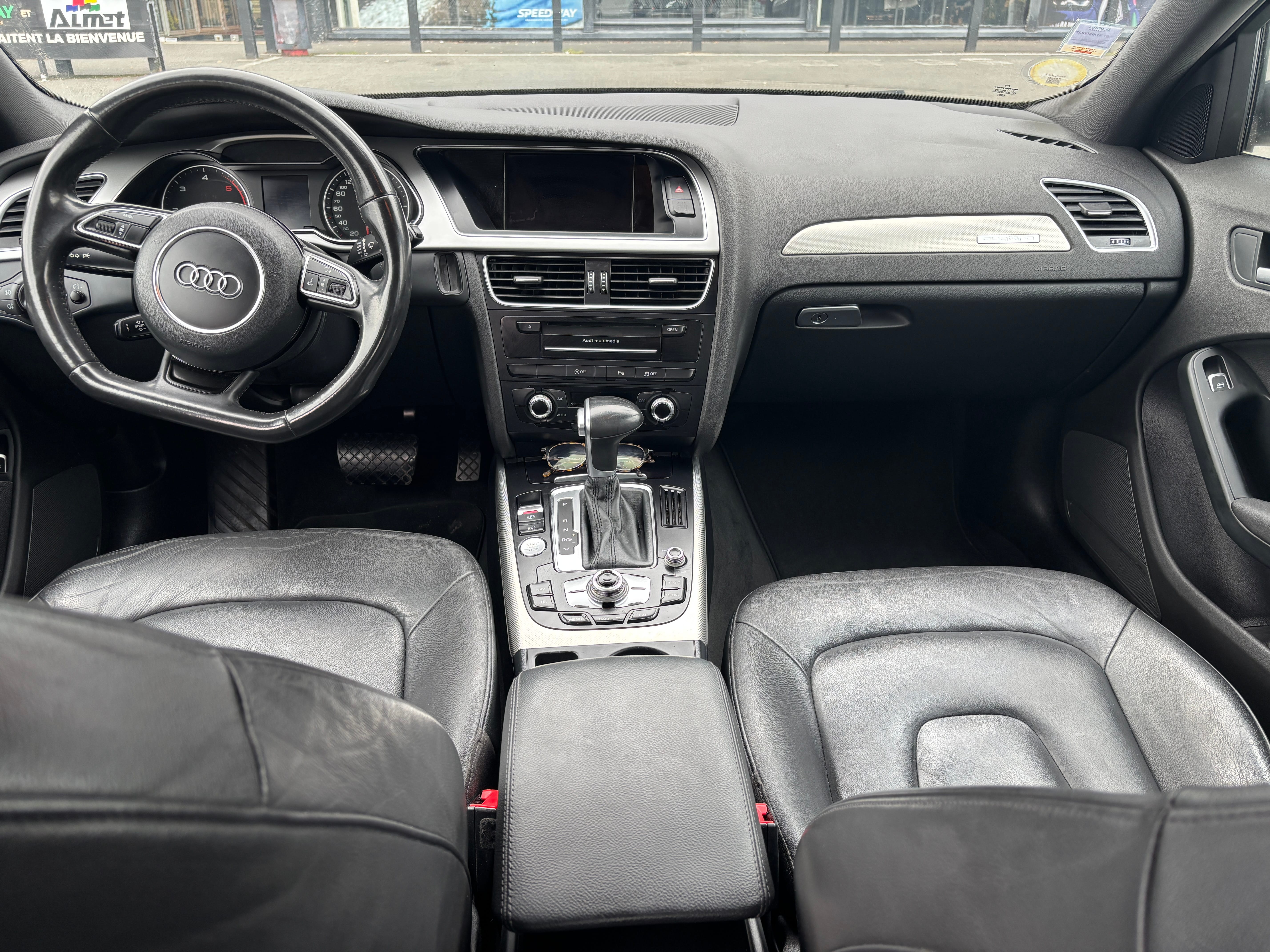 Audi A4 2.0T Quattro Premium Plus 2.0 TDI diesel avec Climatisation