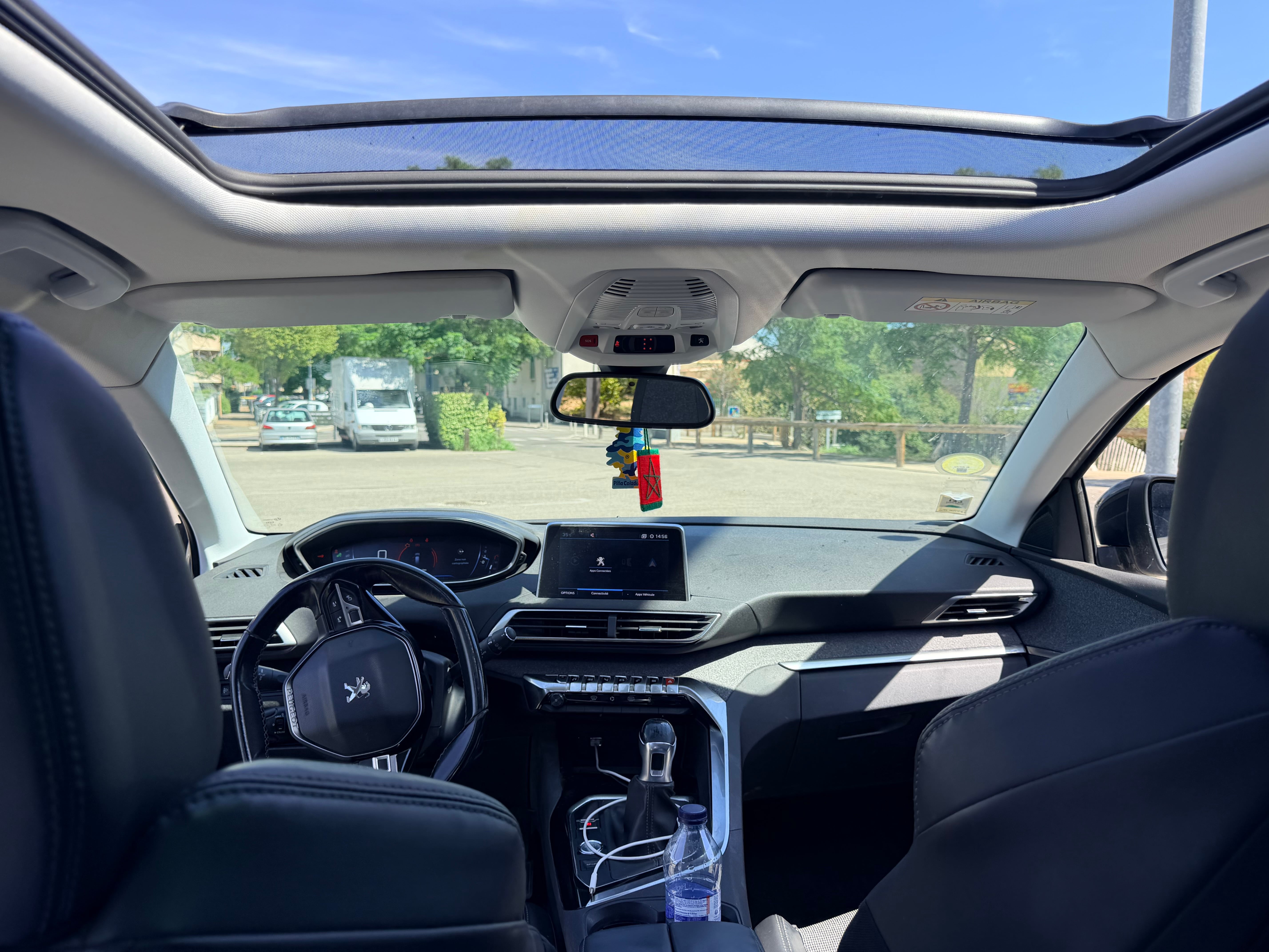 Peugeot 5008 2L avec Climatisation
