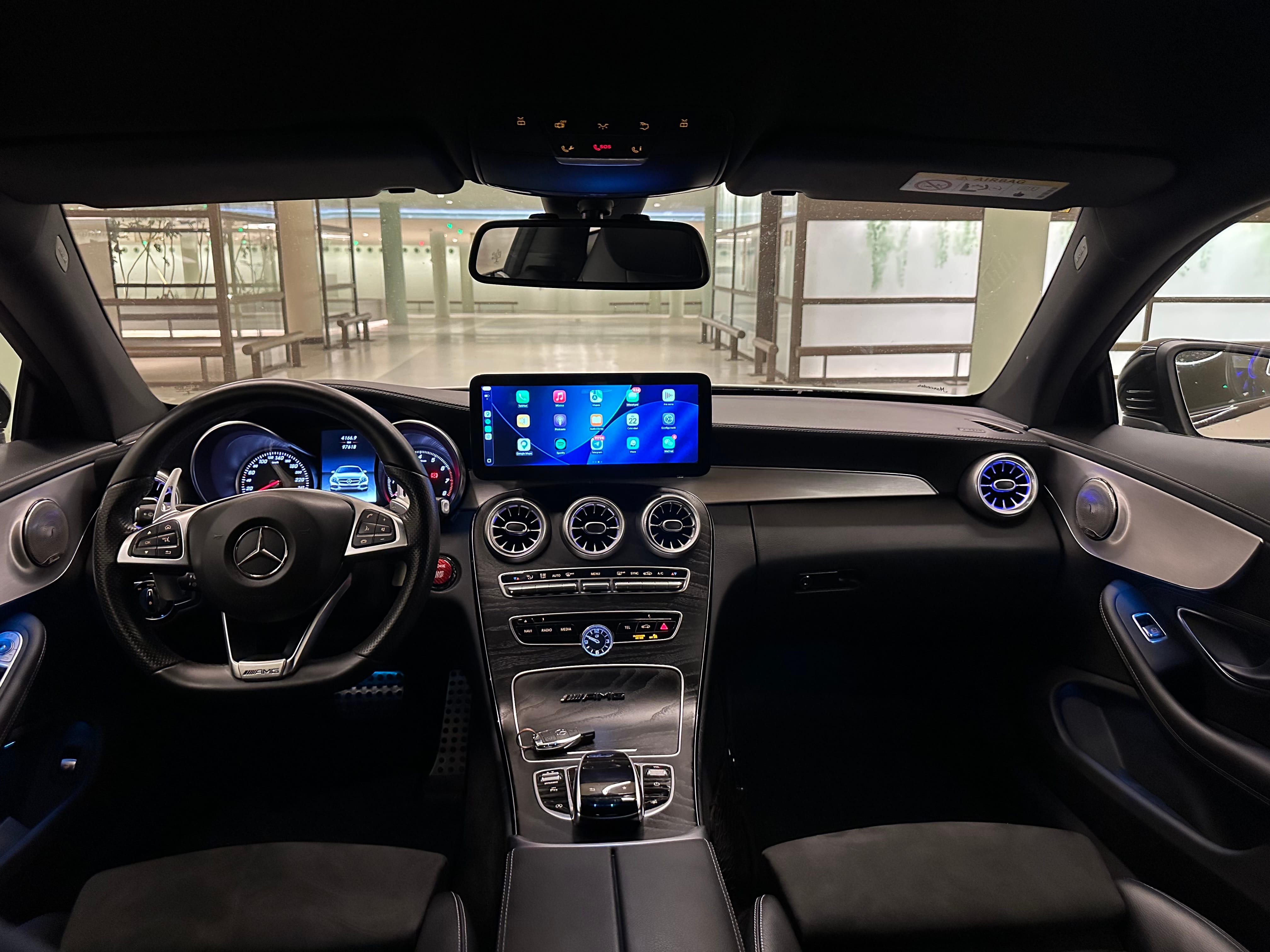 Mercedes-Benz Clase C Coupé con GPS