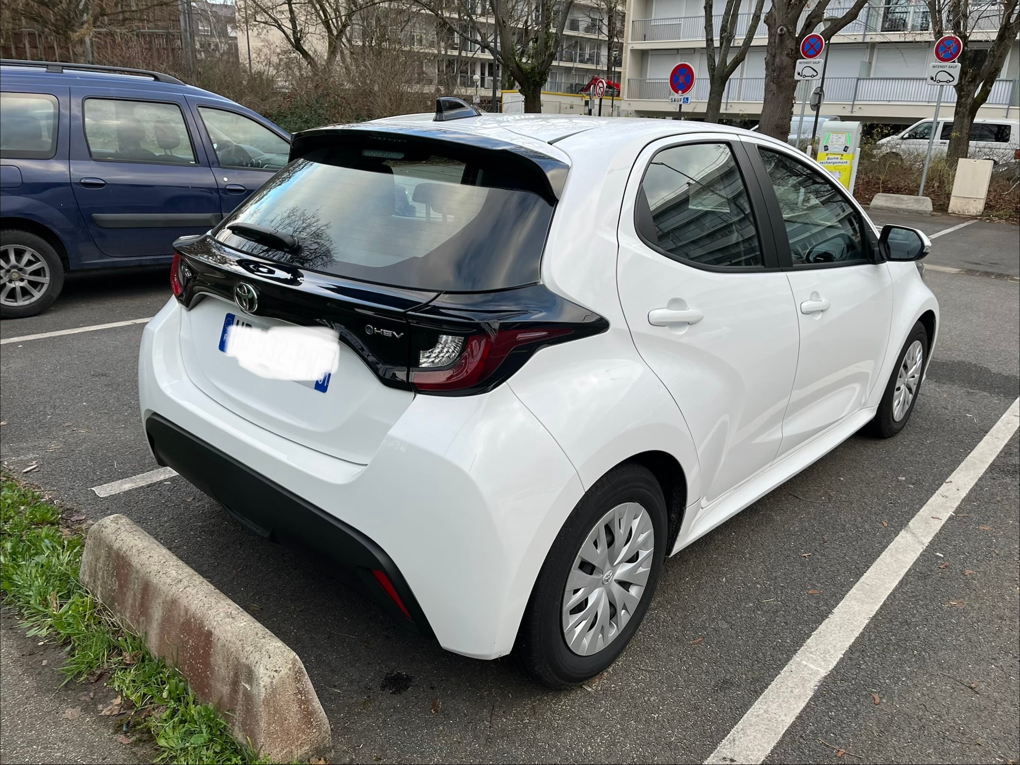 Toyota Yaris Hybride avec Apple CarPlay