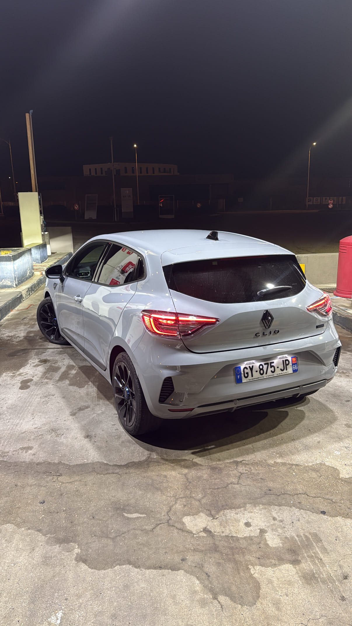 Renault Clio E-tech avec GPS