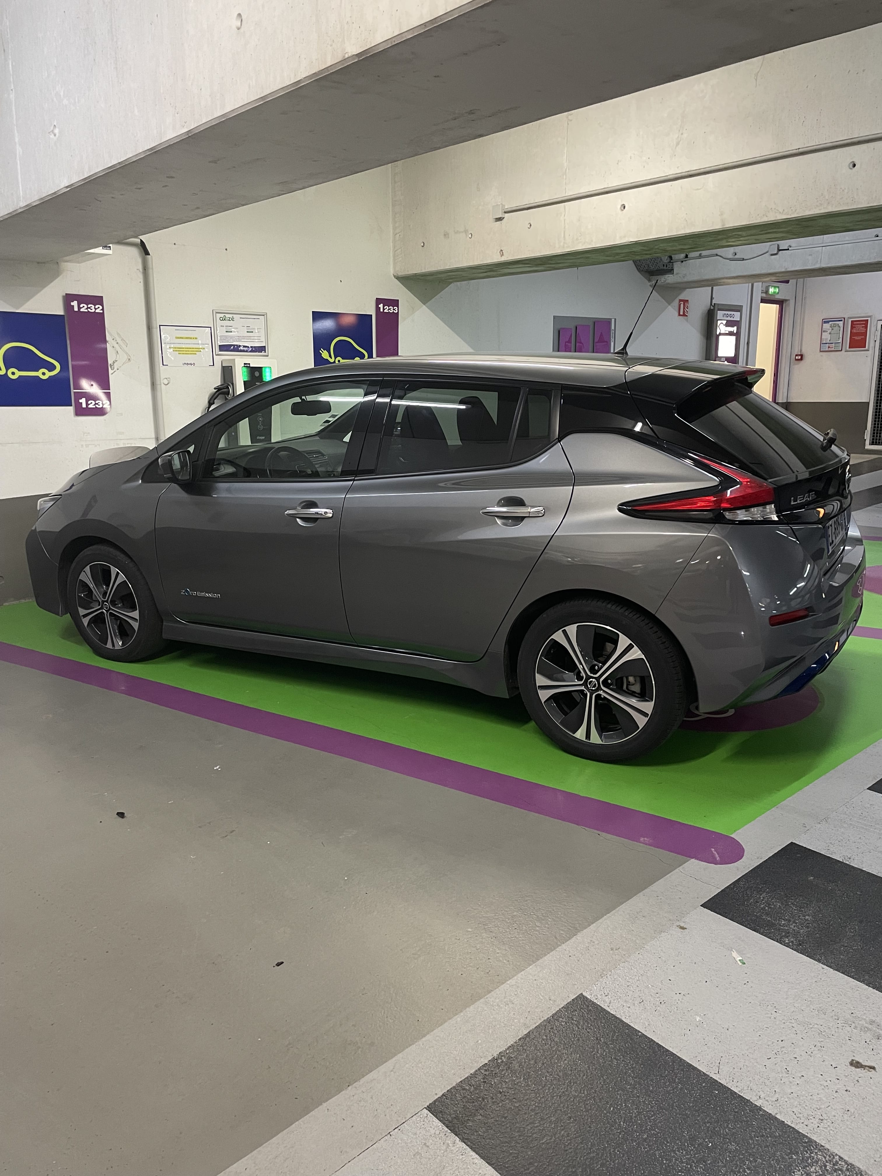 Nissan Leaf avec GPS