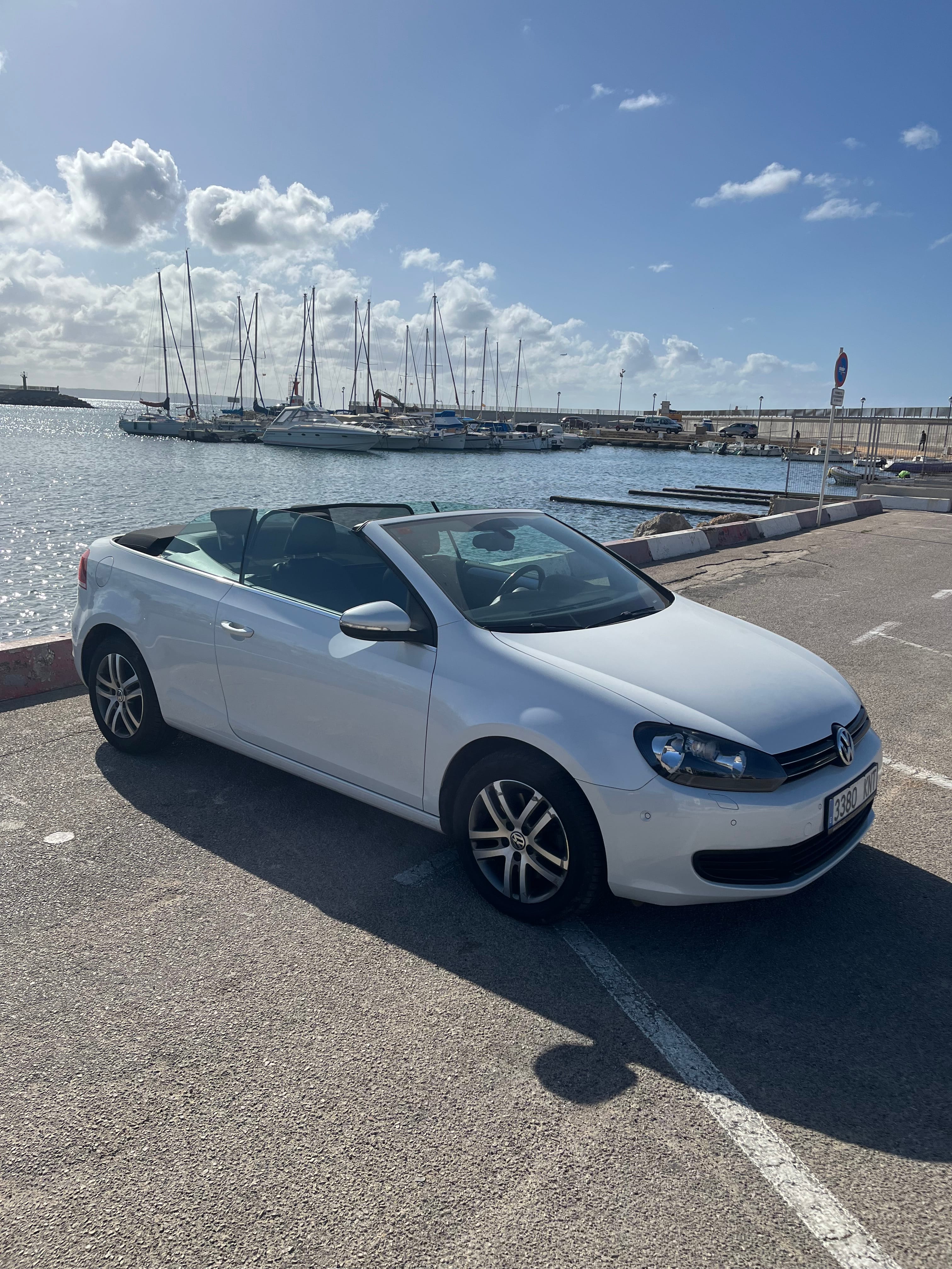 Volkswagen Golf Cabriolet con Entrada de Audio/iPod