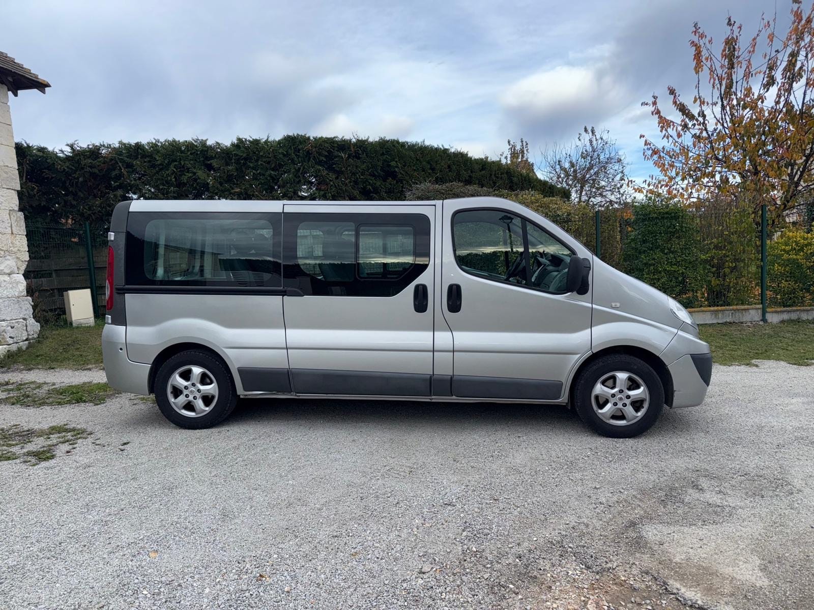 Renault Trafic 2.5 DCI avec Climatisation