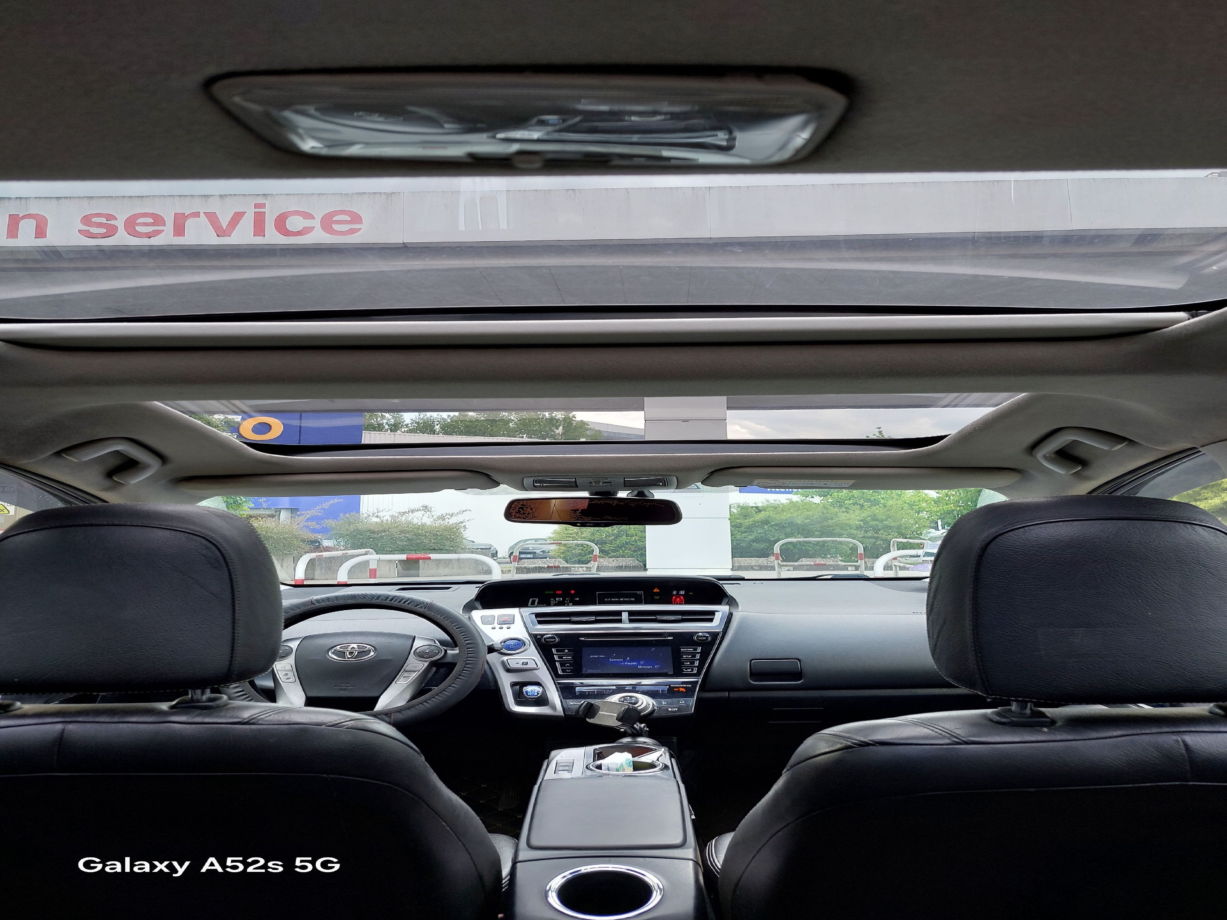Toyota Prius + avec Caméra de recul