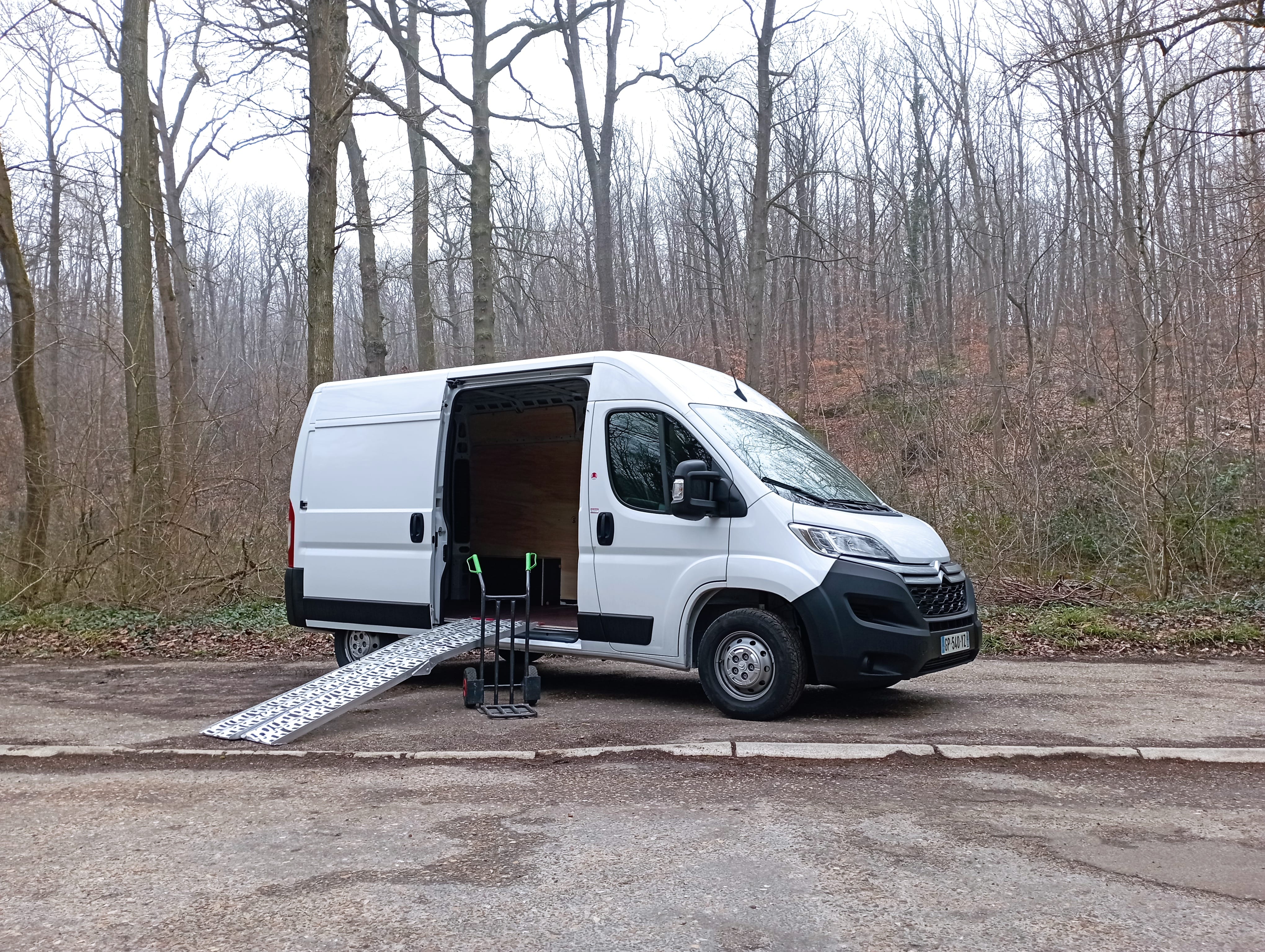 Citroen Jumper Avec diable et rampes, sangles., 2023, Diesel