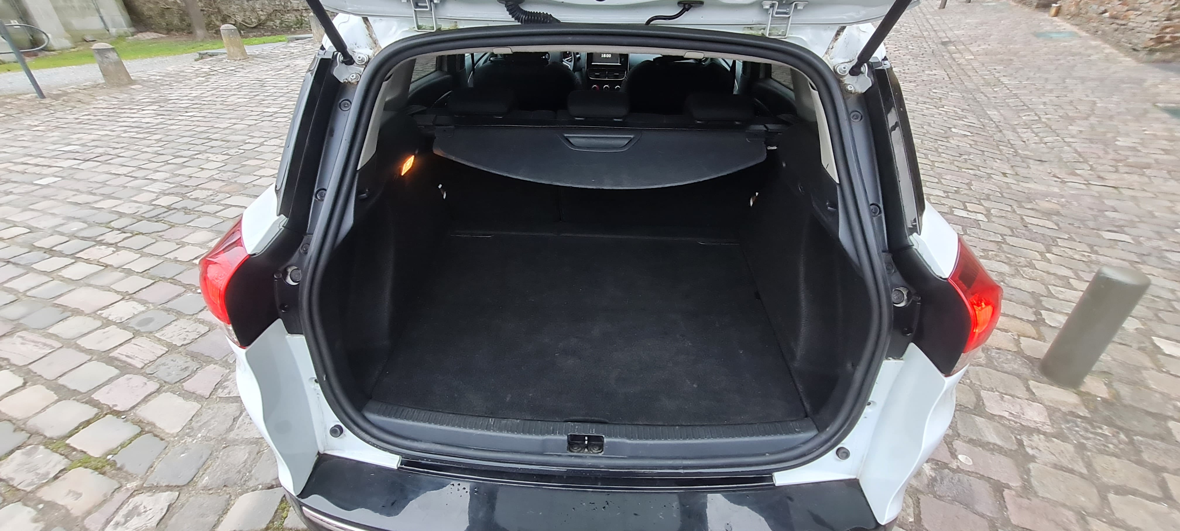 Renault Clio Estate avec Audio Bluetooth