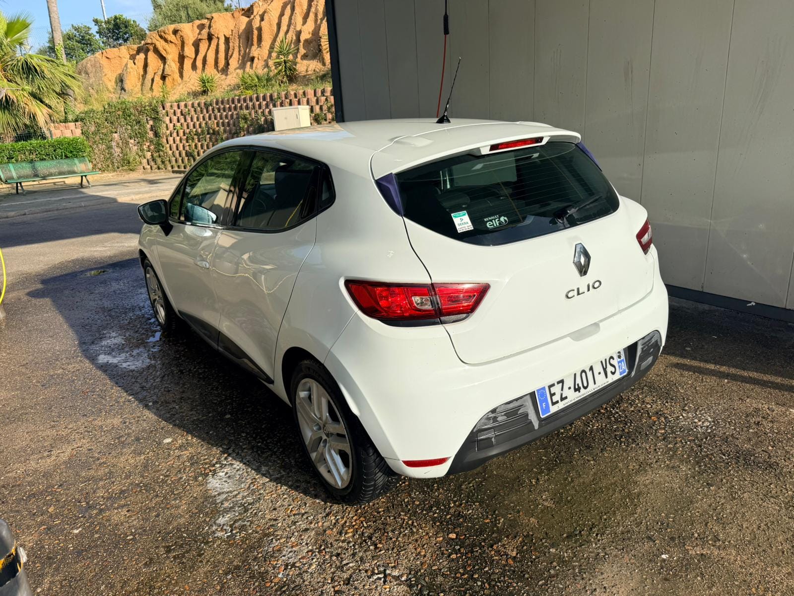 Renault Clio mit Navigationsgerät