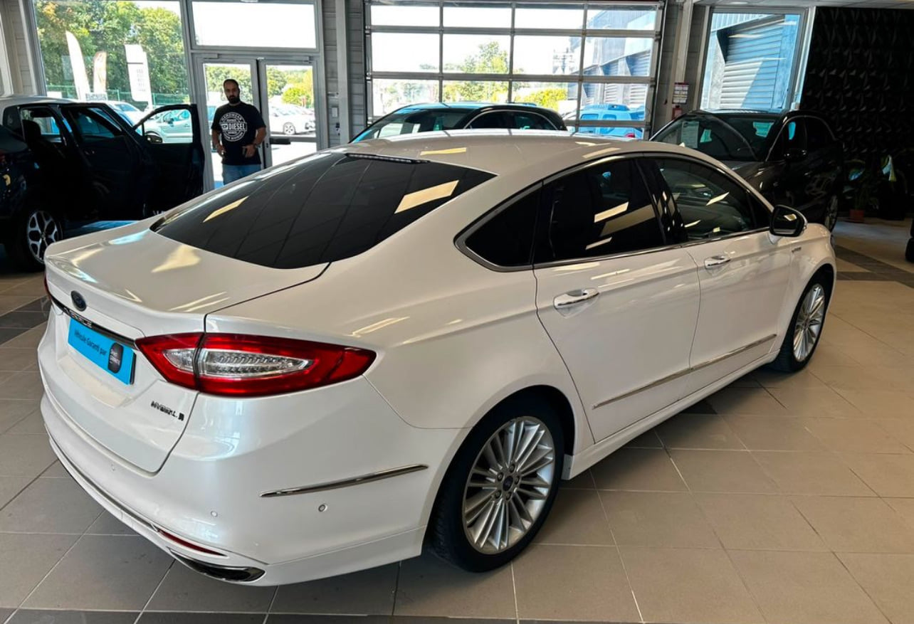 Ford Mondeo avec Climatisation