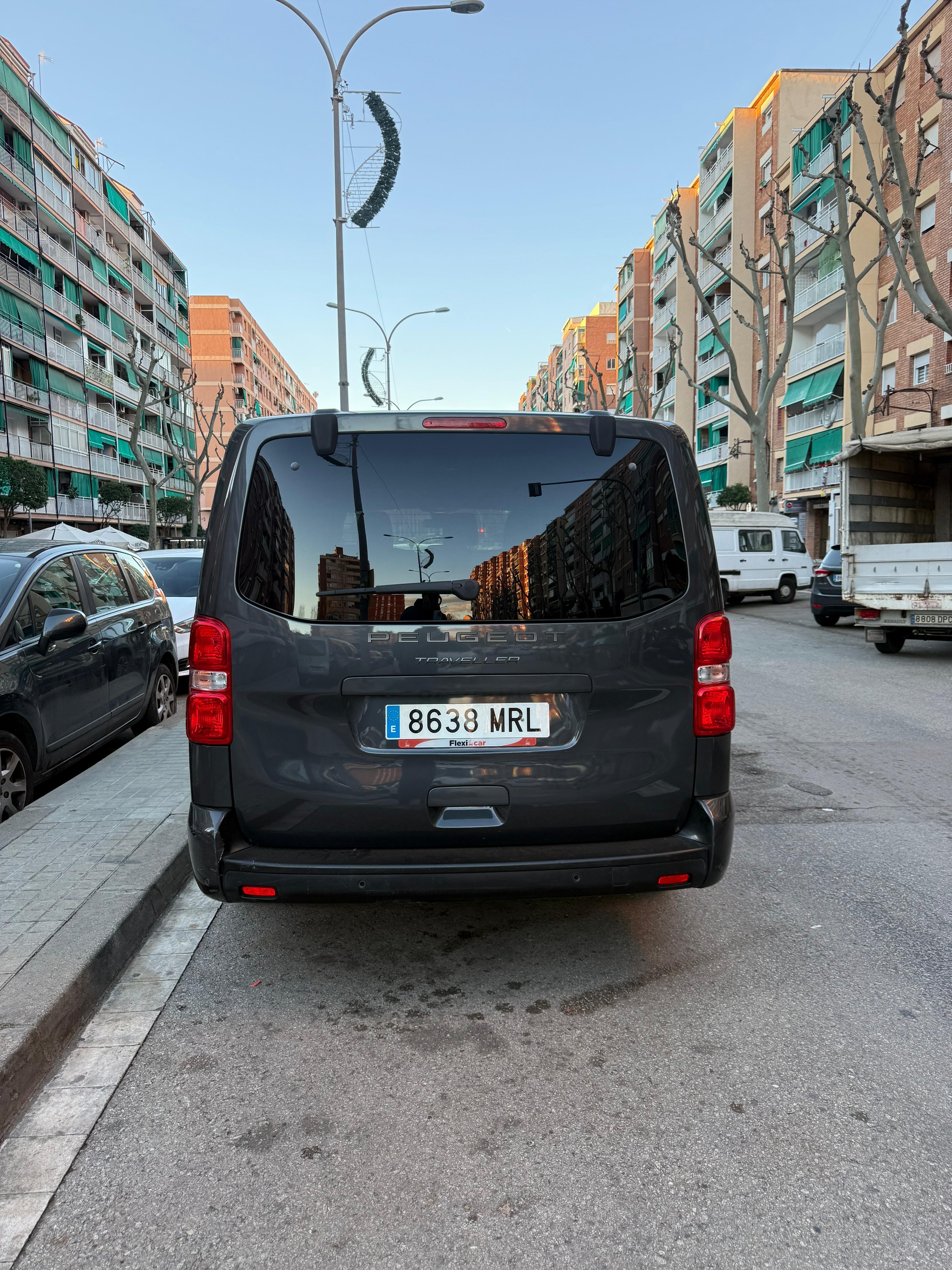 Peugeot Traveller con Control de velocidad