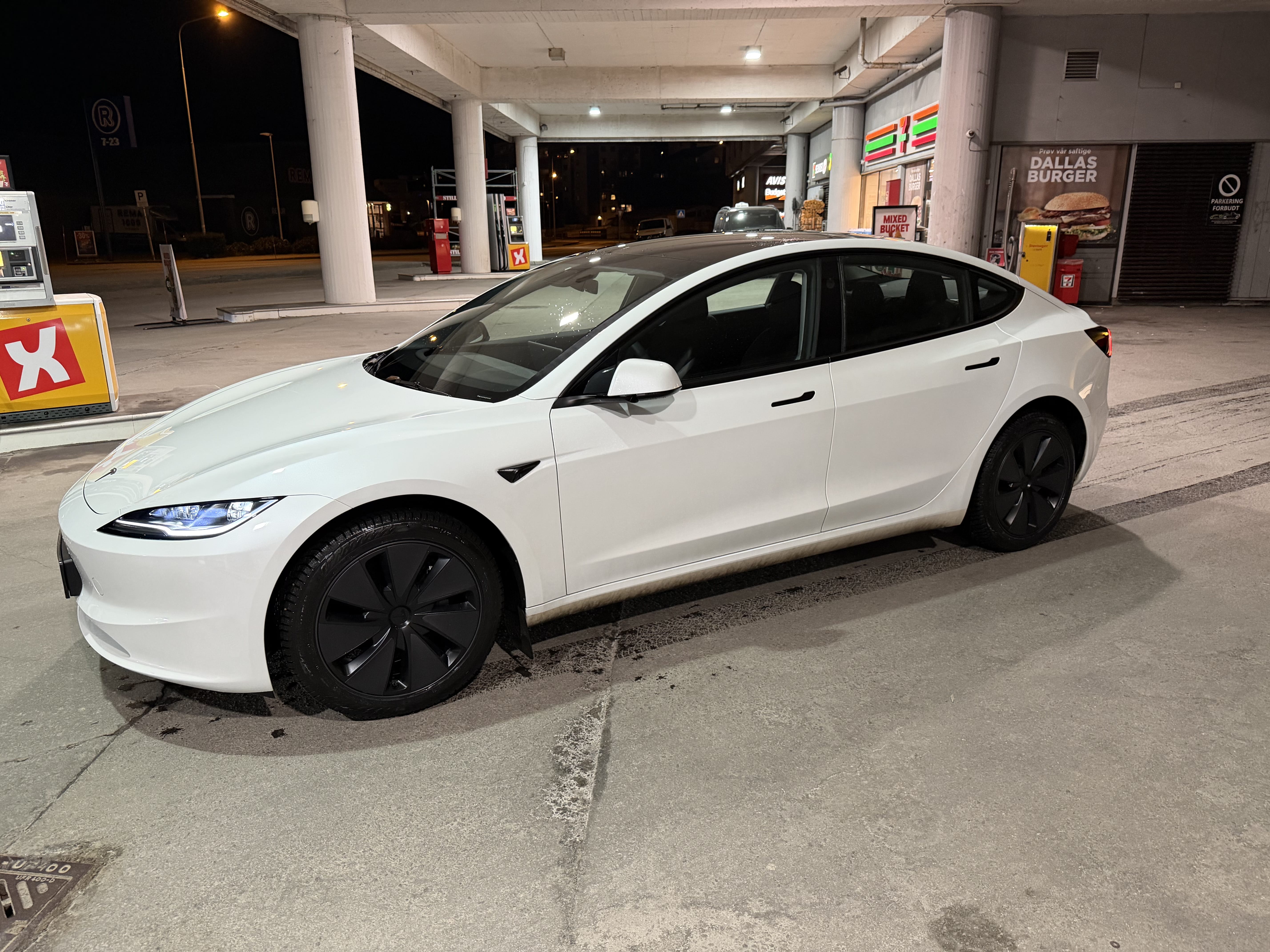 Tesla Model 3 Long Range, 2025, Elektrisk, automatisk