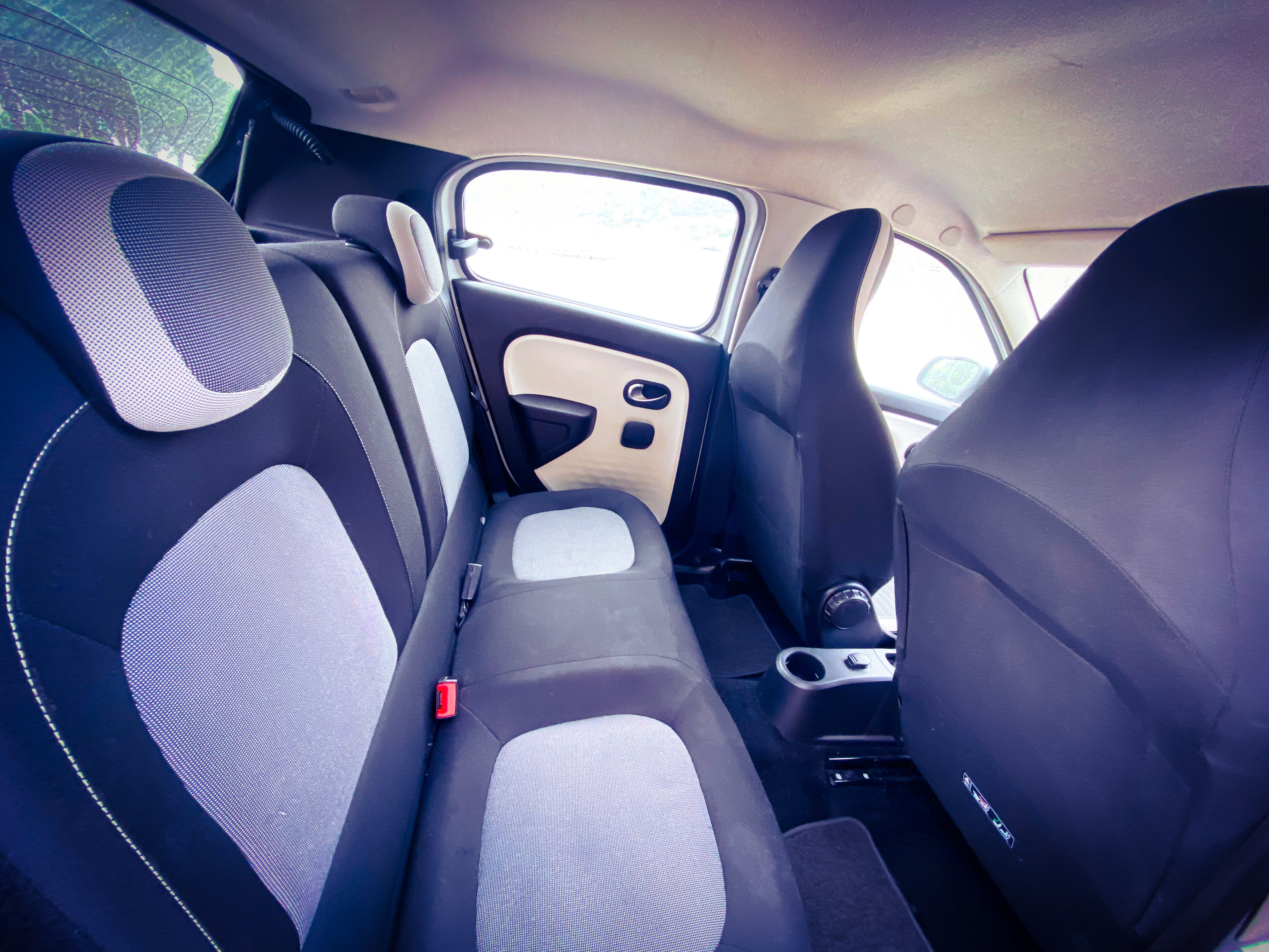 Renault Twingo 776 avec Chaines