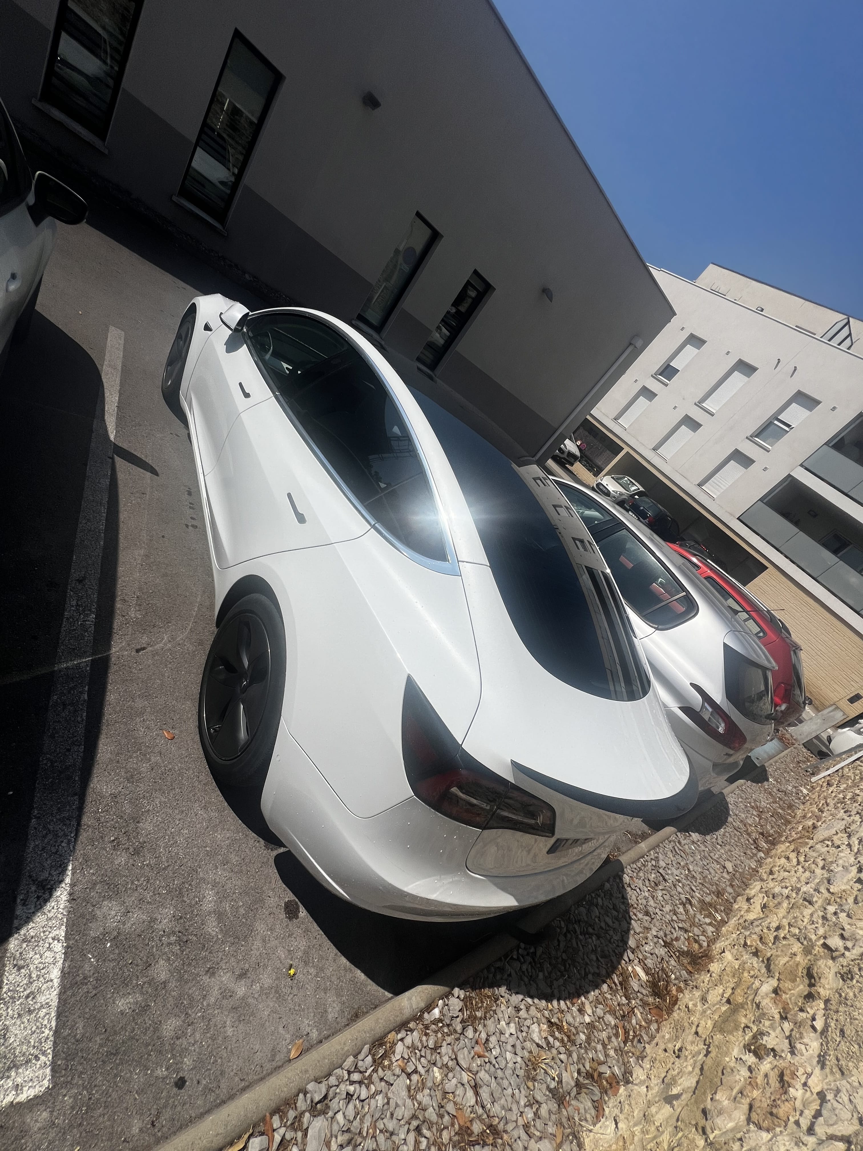 Tesla Model 3 Long Range avec GPS