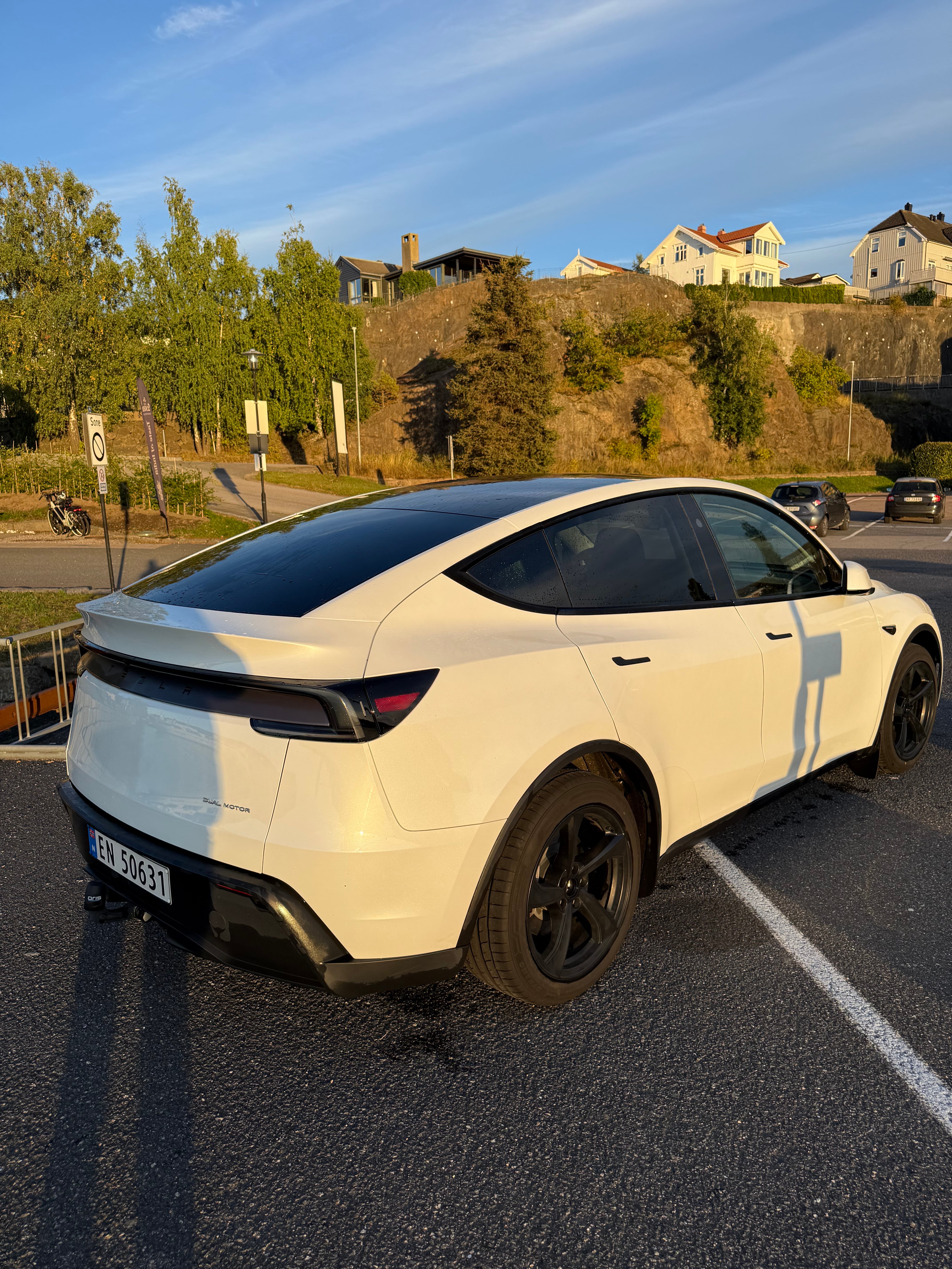 Tesla Model Y Long Range med Aircondition
